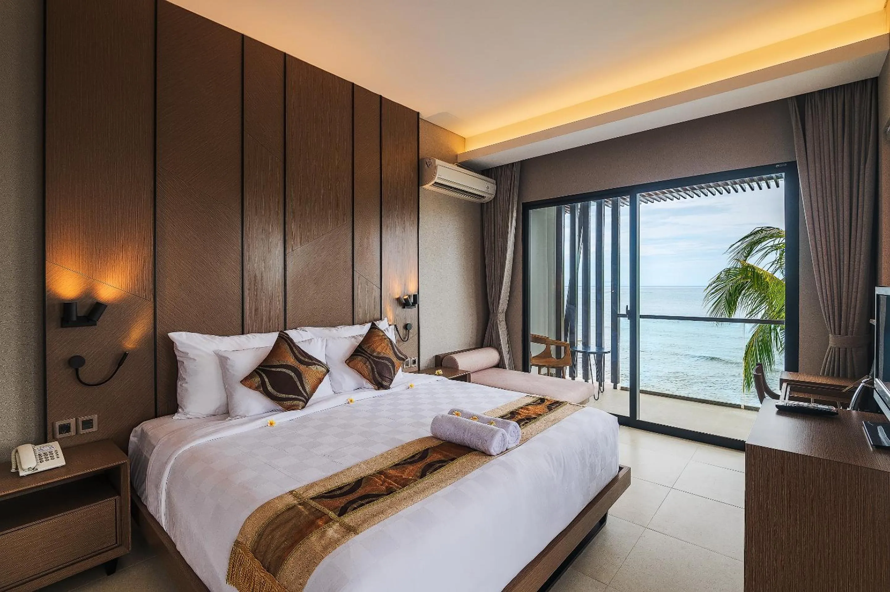 Bedroom, Bed in Padmasari Resort Lovina