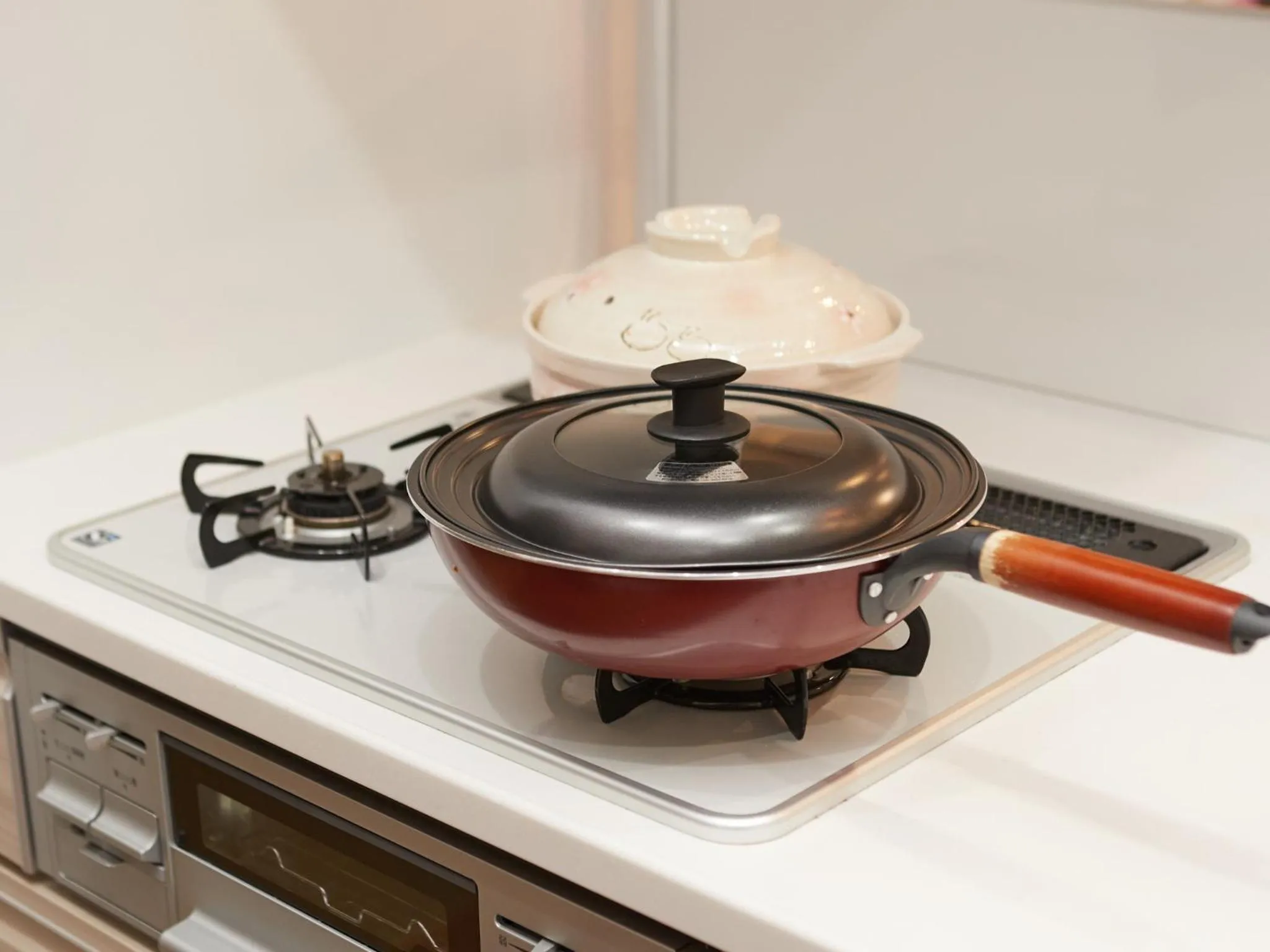 Communal kitchen in The Pool Resort Villa Hasta Manana