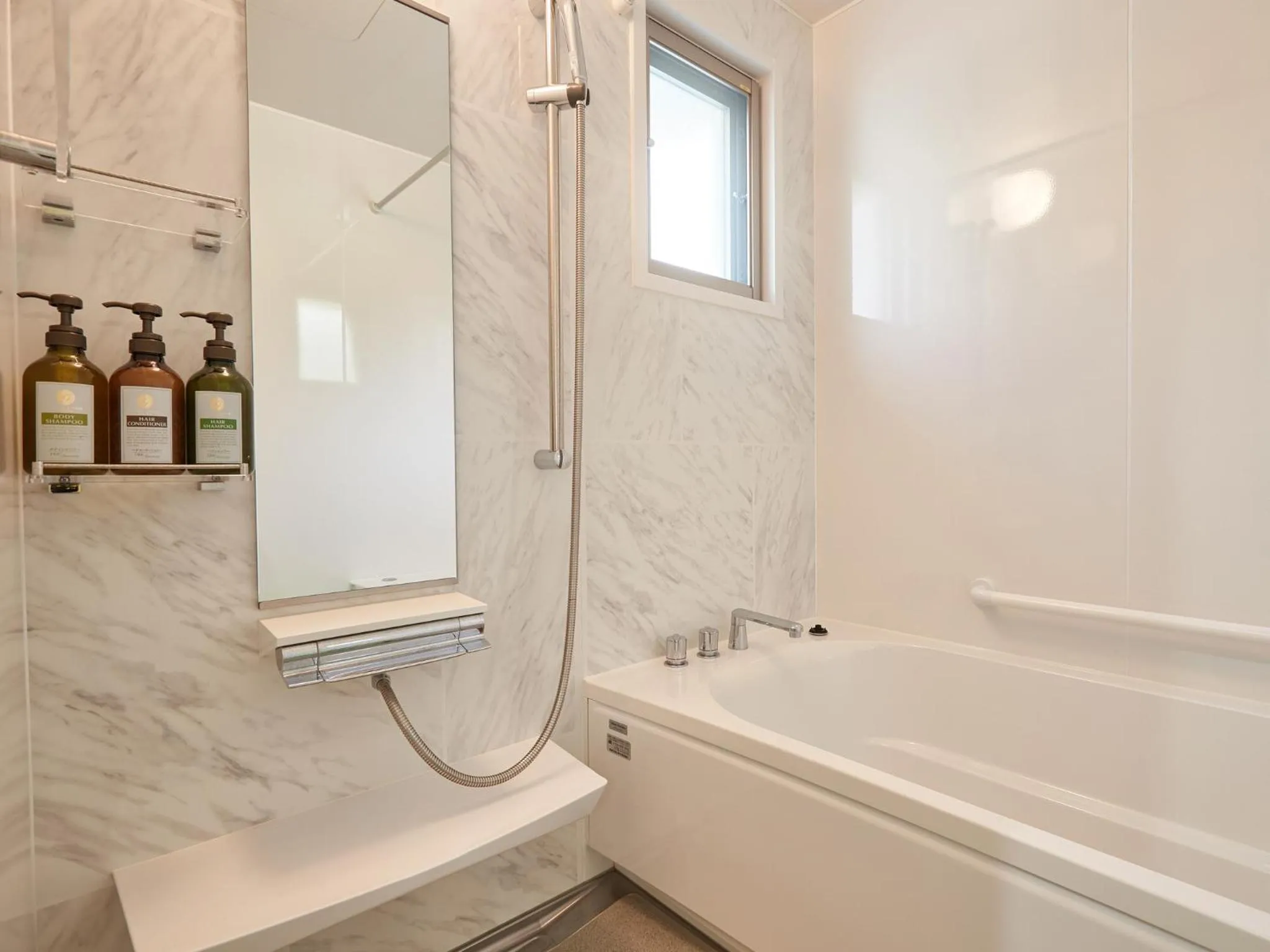 Shower in The Pool Resort Villa Hasta Manana