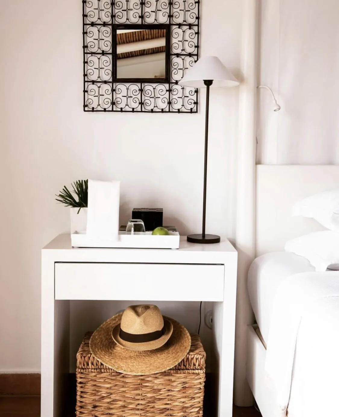 Decorative detail, Bed in Quinta da Lua