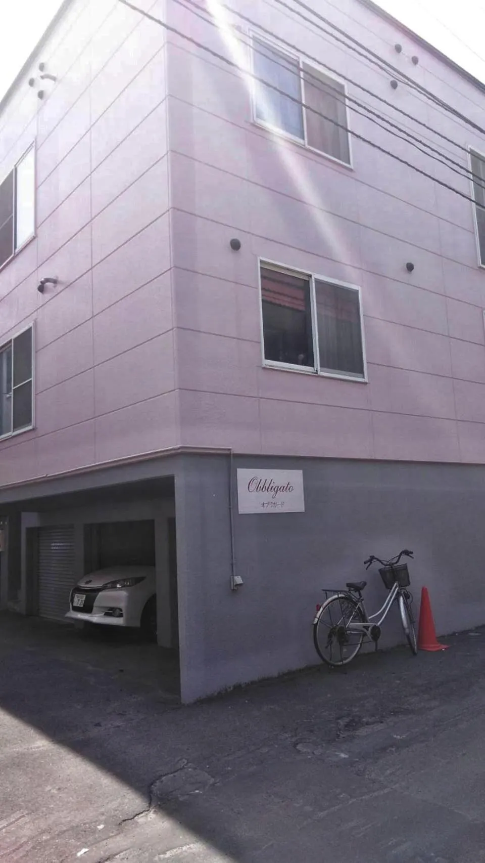 Facade/entrance in Obligado