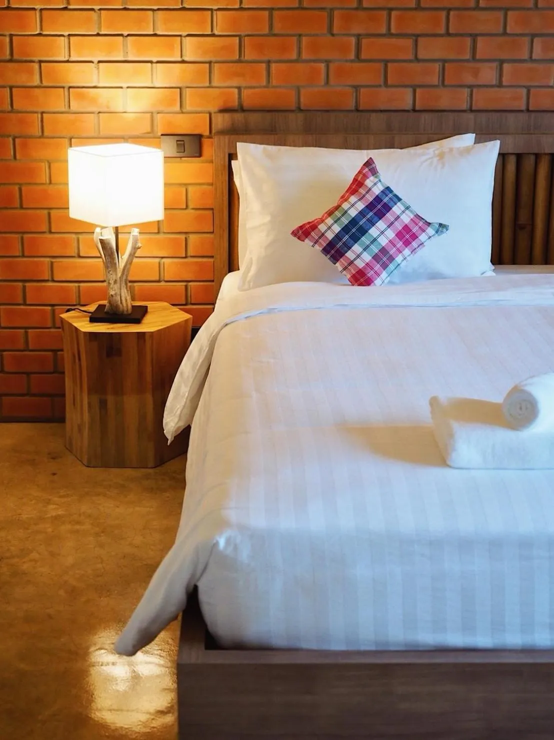 Bed in Luck Esan Loft