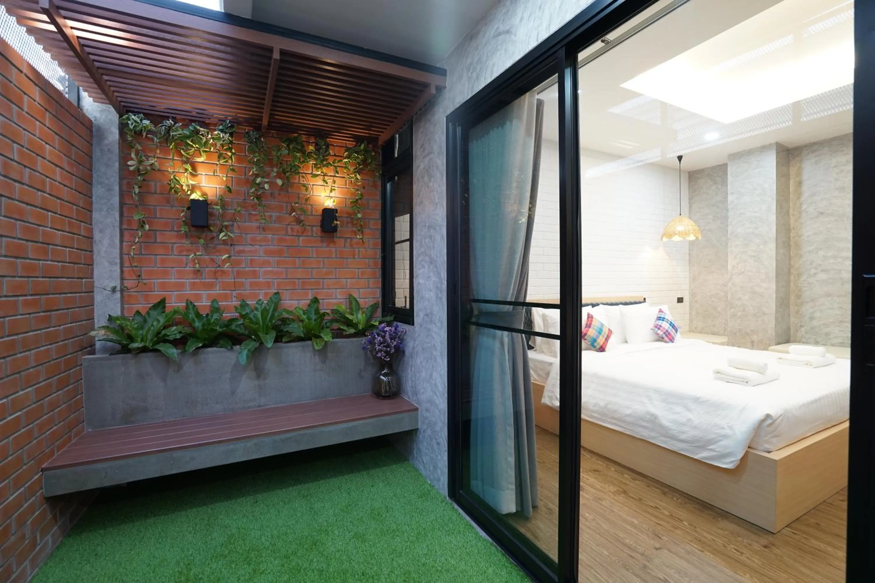 Bed in Luck Esan Loft