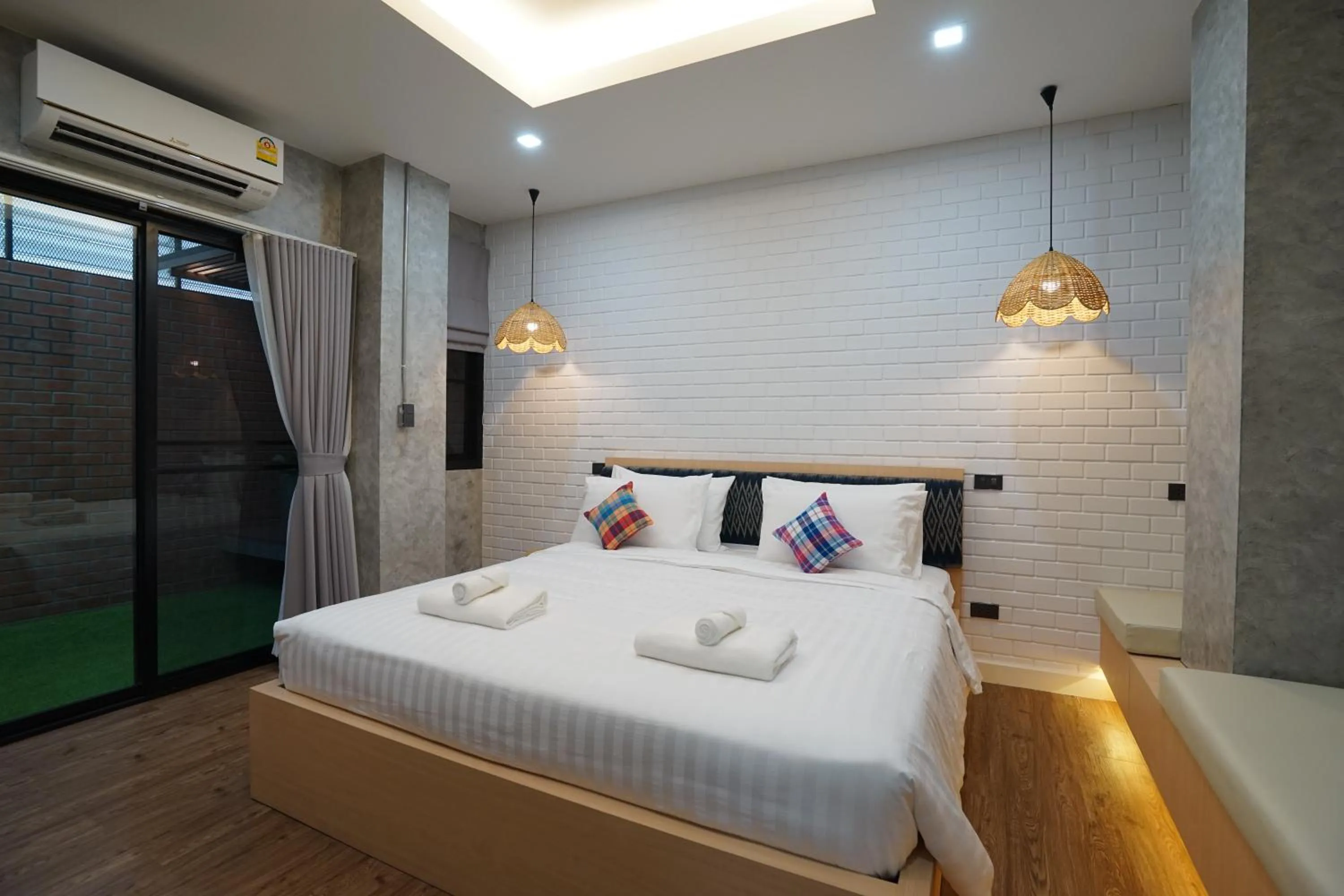 Bed in Luck Esan Loft