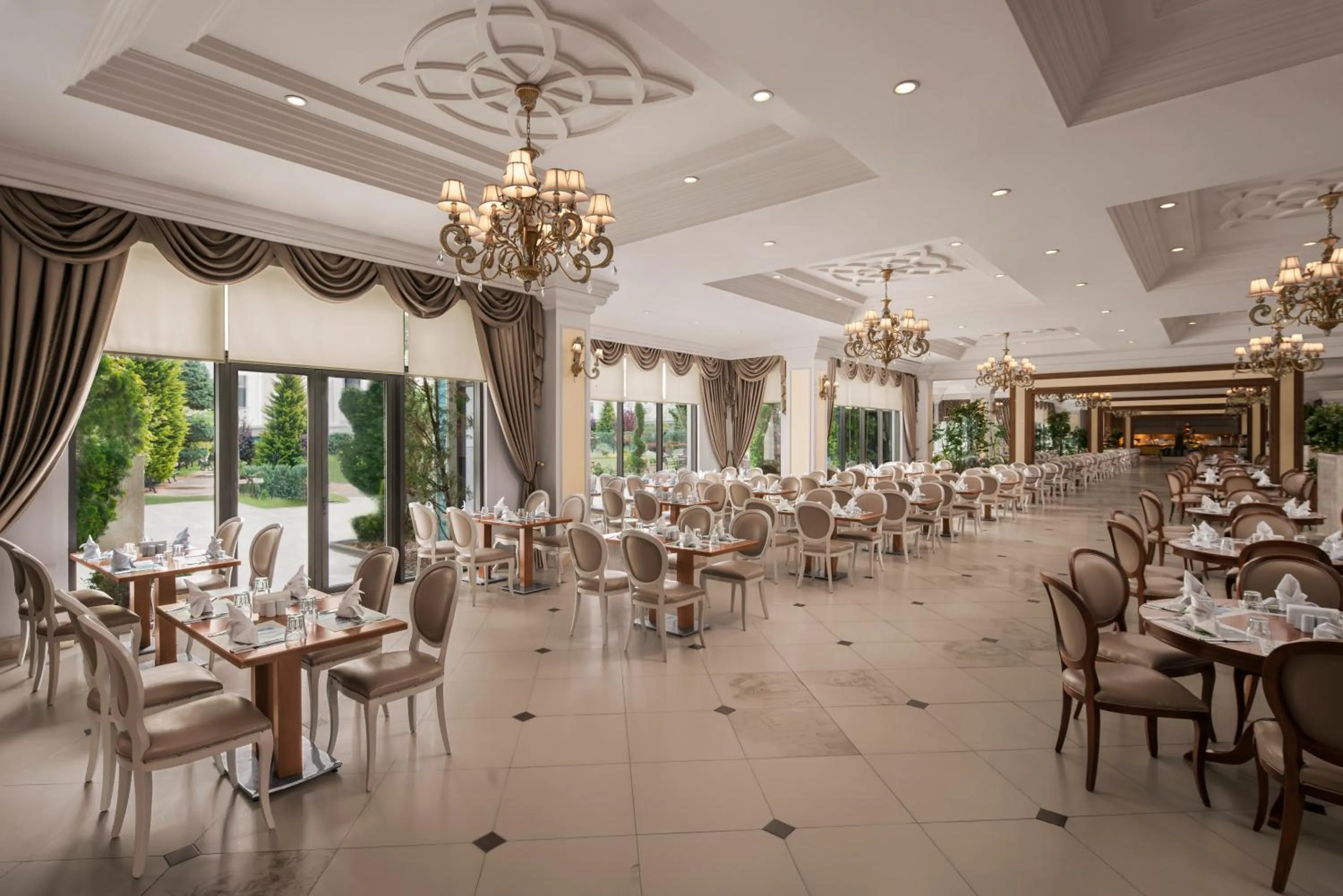 Restaurant/places to eat in NG Afyon Wellness & Convention