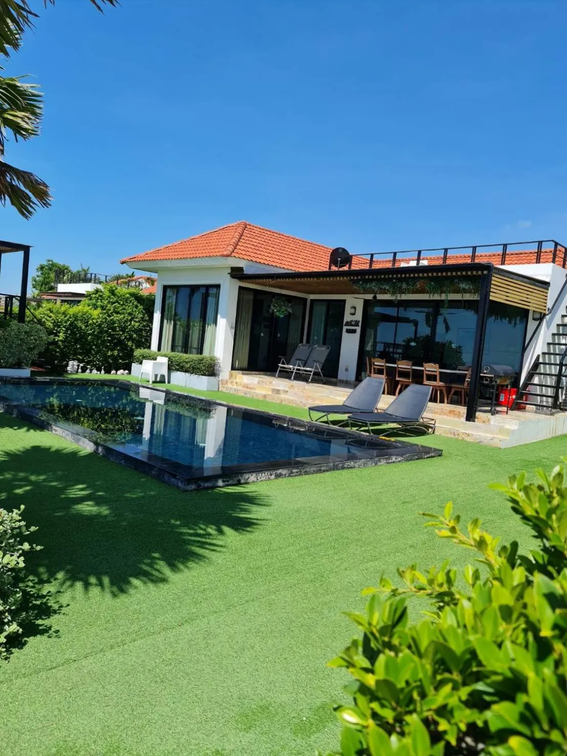 La Playa Beach Front Pool Villa Cha-am,Huahin