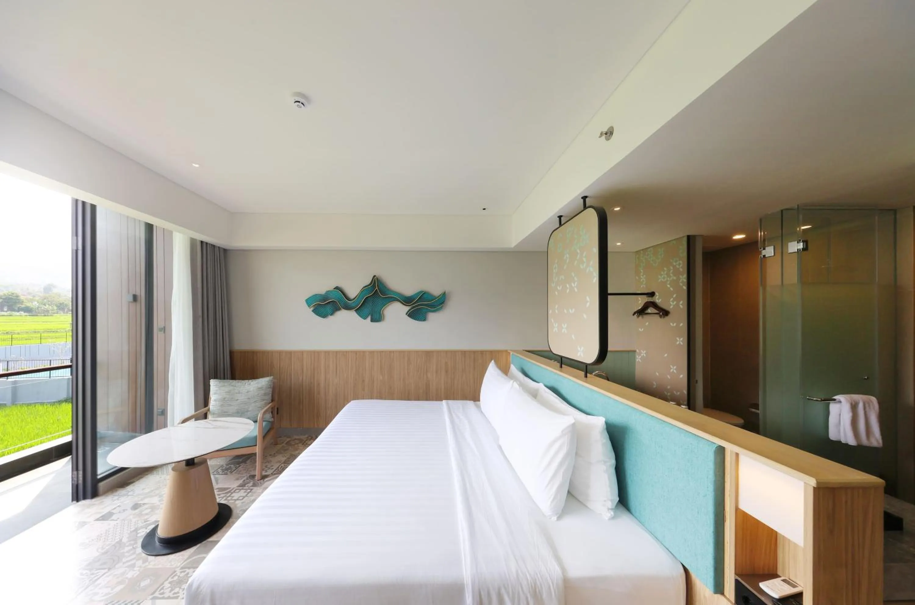 Bedroom, Bed in Hotel Santika Premiere Garut