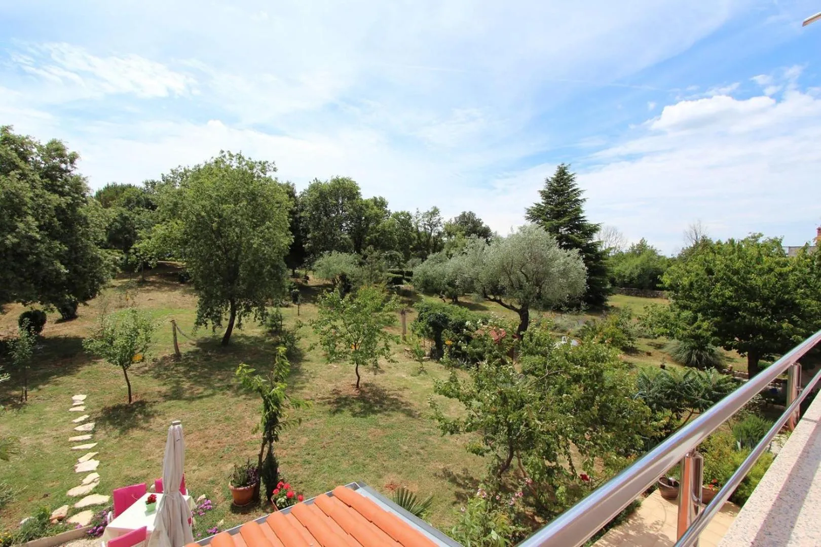 Property building in Apartments Ulika