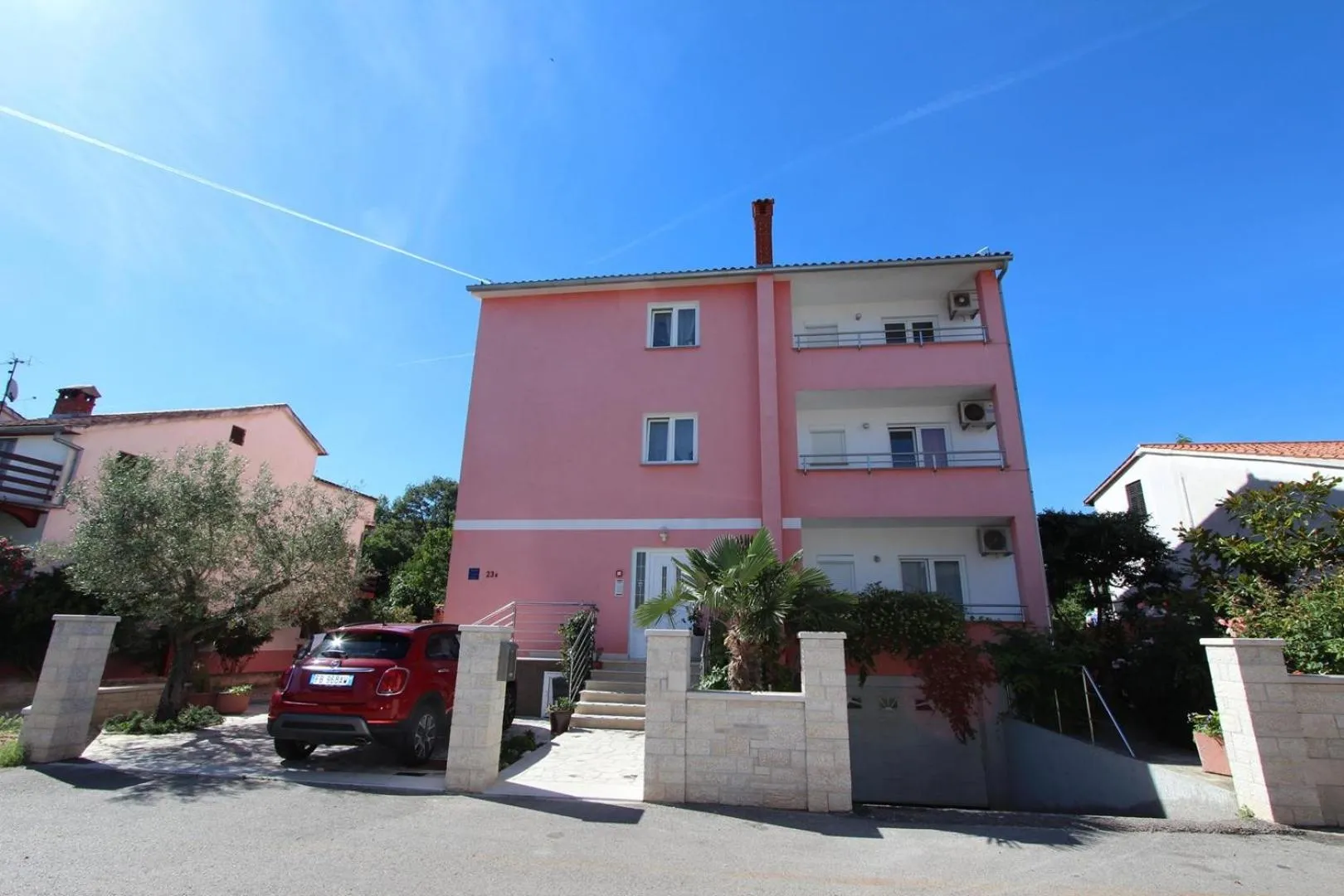 Property building in Apartments Ulika