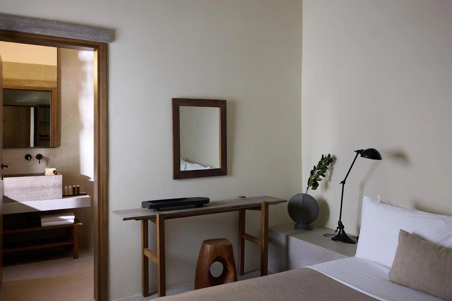 Bathroom, Bed in Bellonias Villas