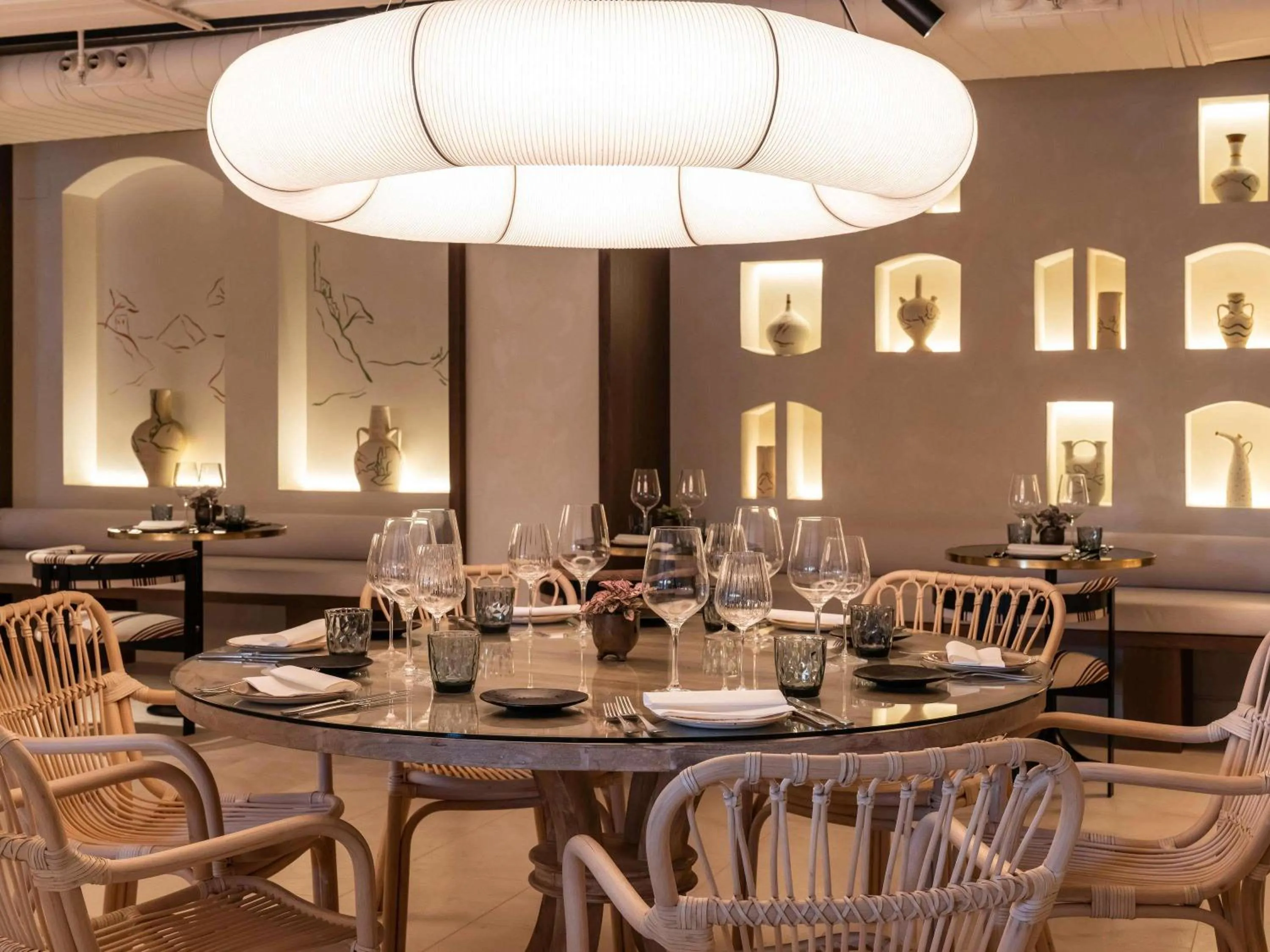 Restaurant/places to eat in Mercure Benidorm