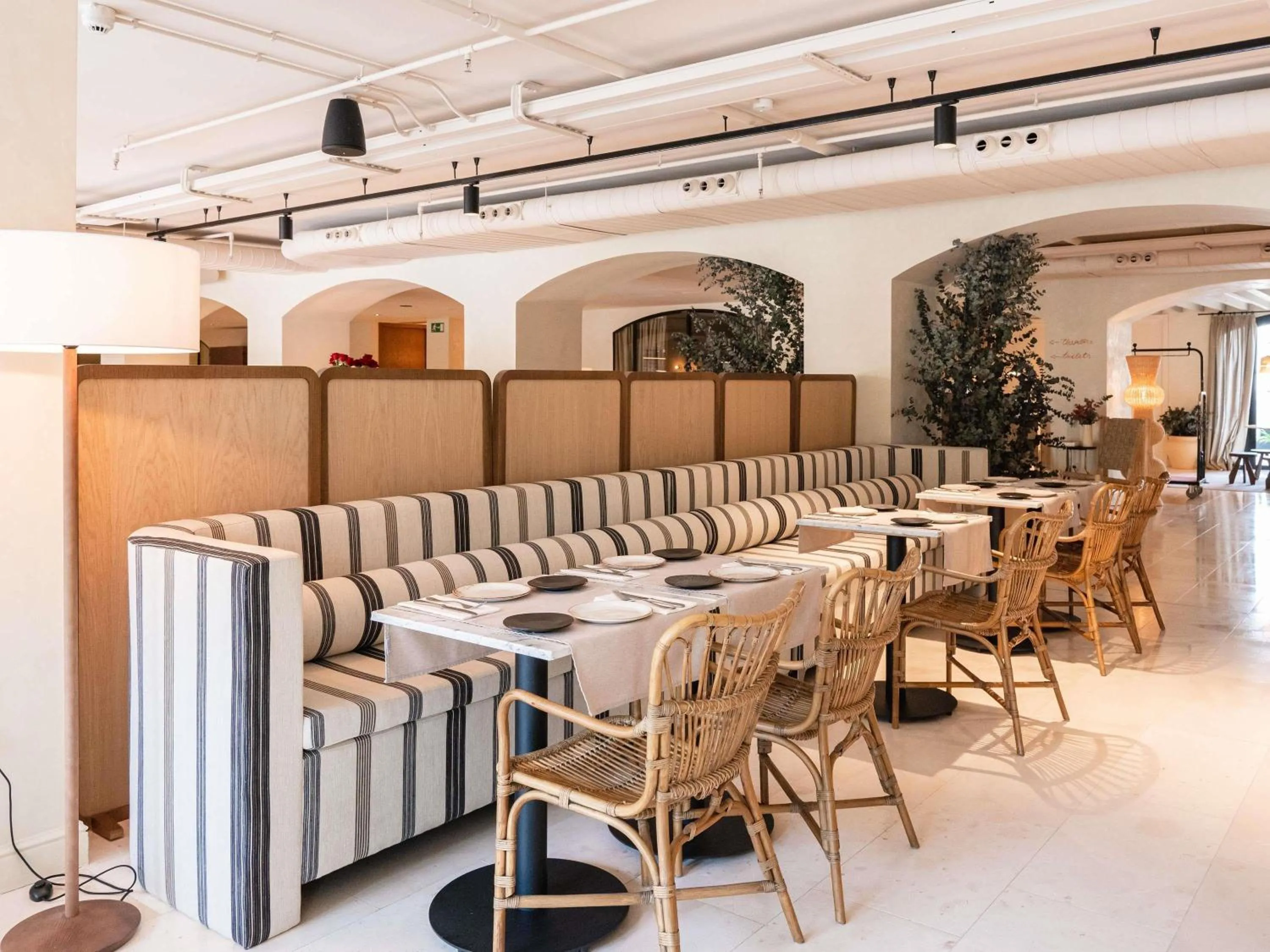 Restaurant/places to eat in Mercure Benidorm