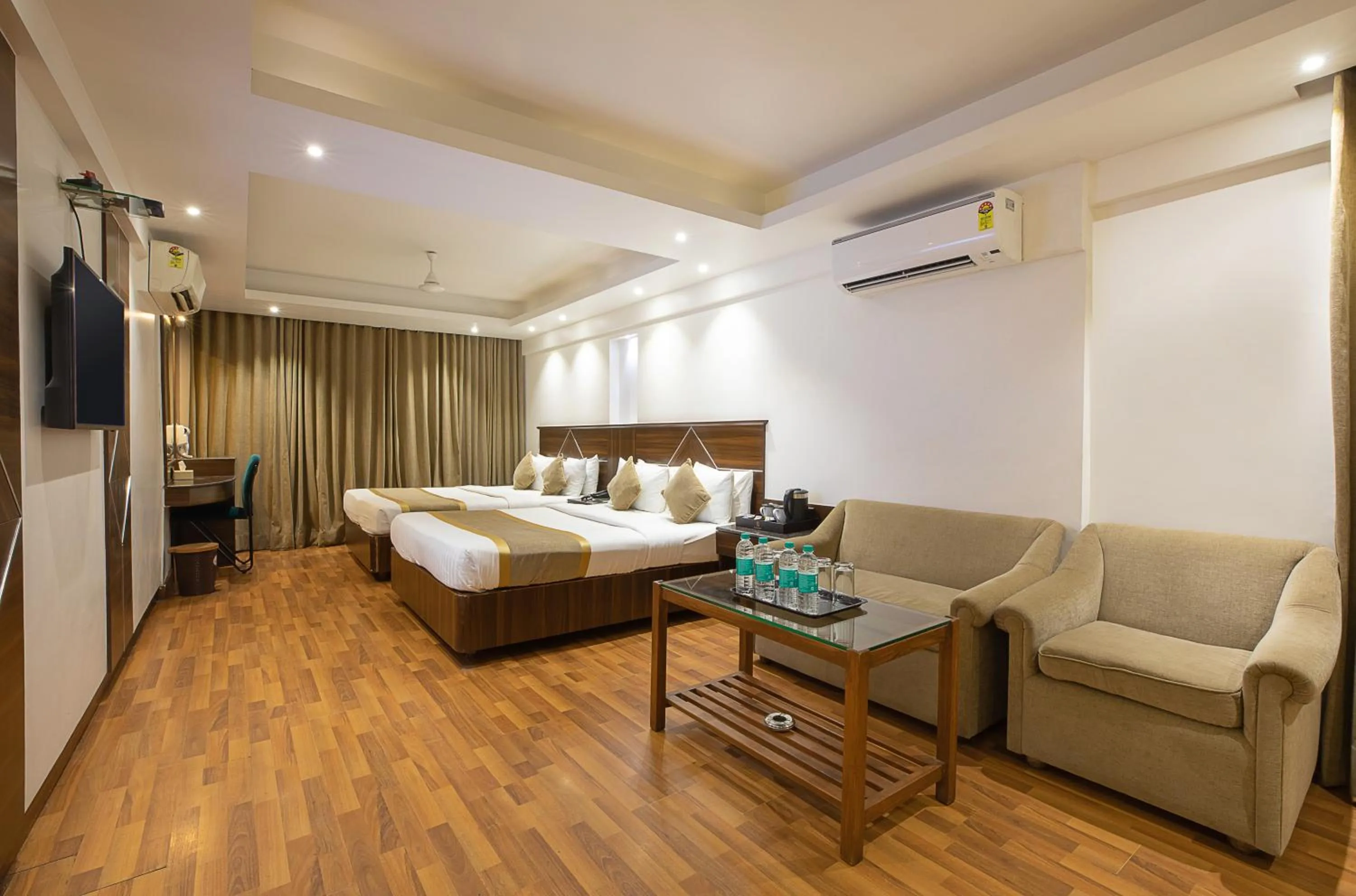 Bedroom, Bed in Hotel Avon Ruby Dadar