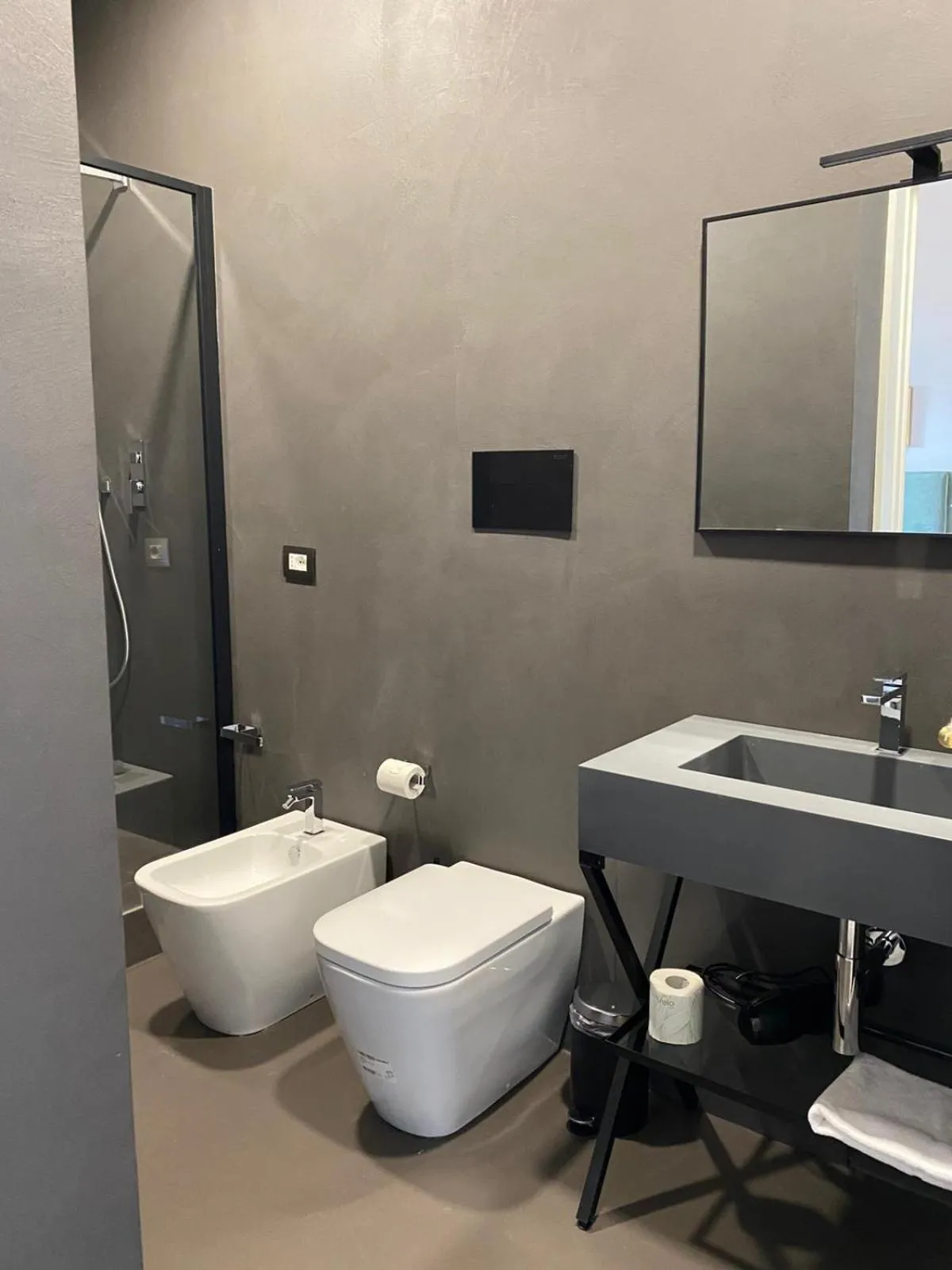 Toilet in Vittoria - house of charme