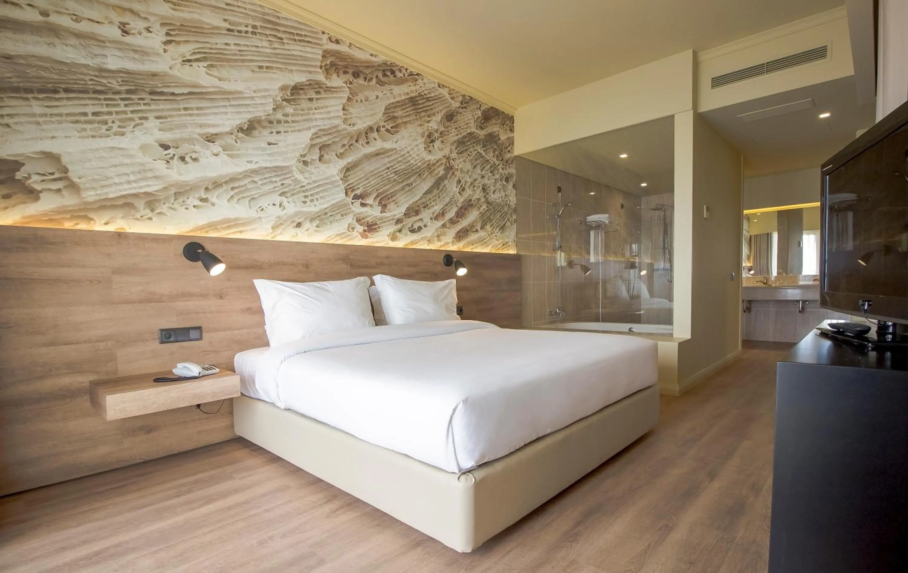 Bedroom, Bed in Calheta Beach - All-inclusive - Savoy Signature