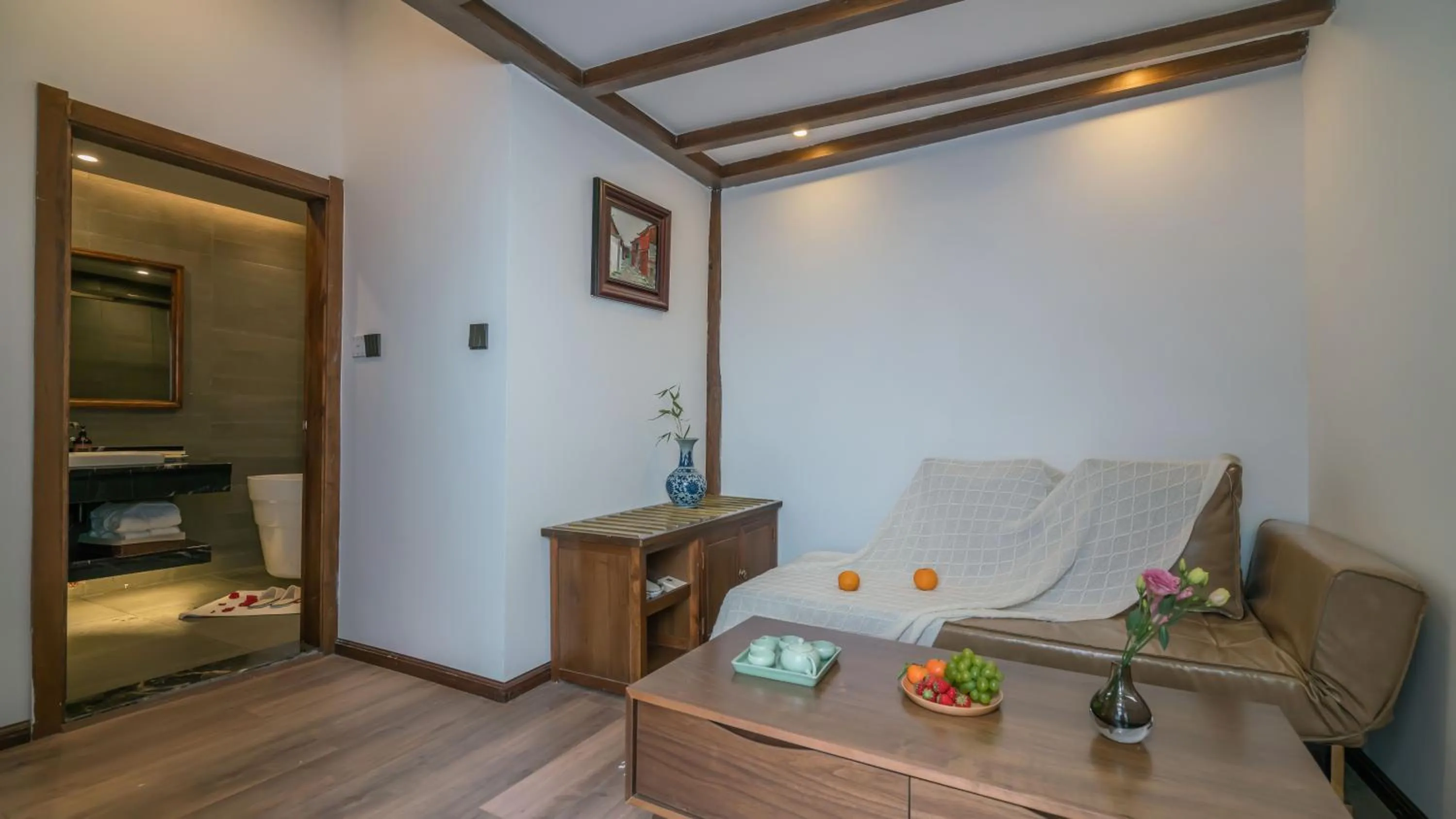 Living room in Artistic-Suite