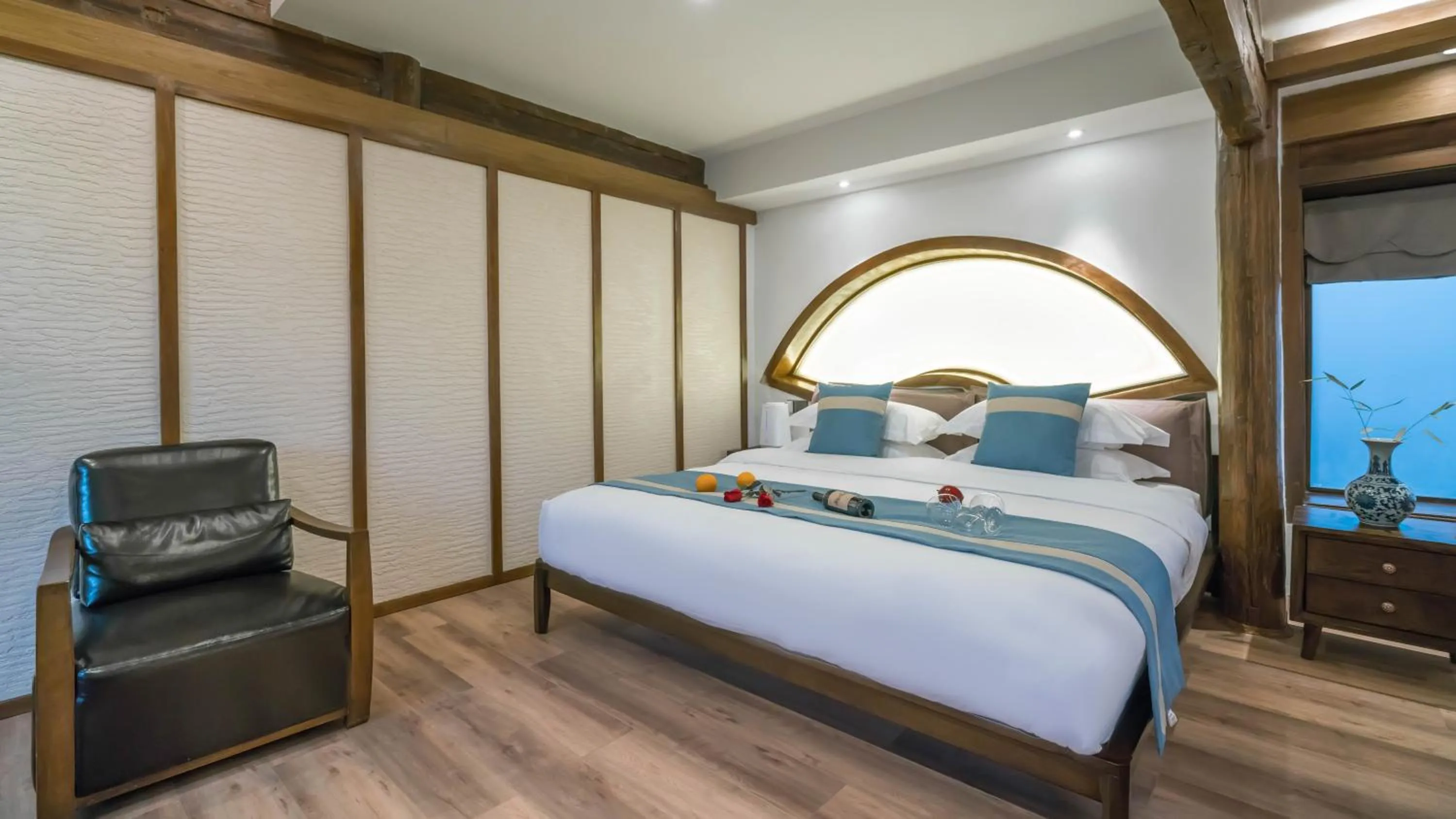 Bed in Artistic-Suite