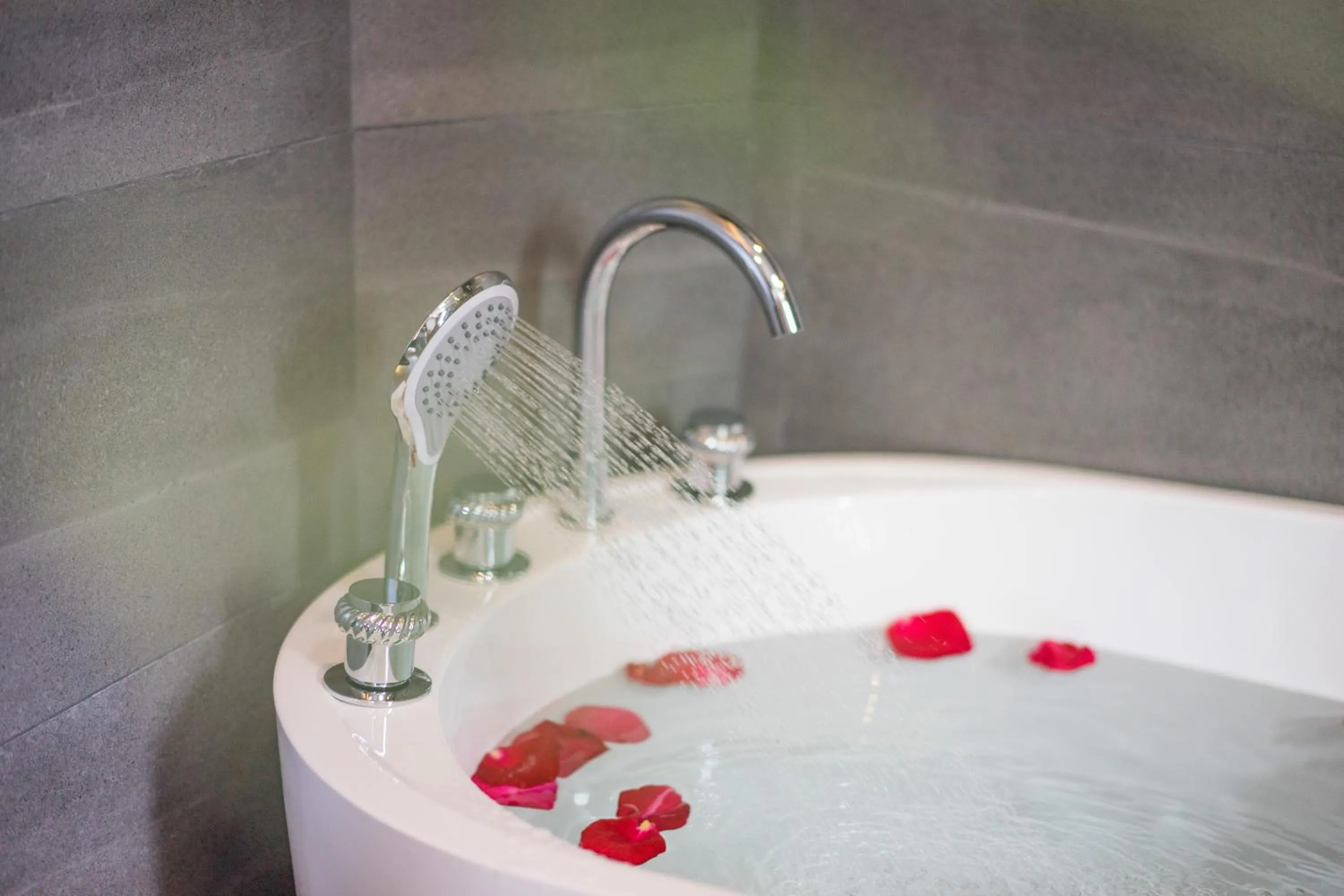 Bathroom in Artistic-Suite