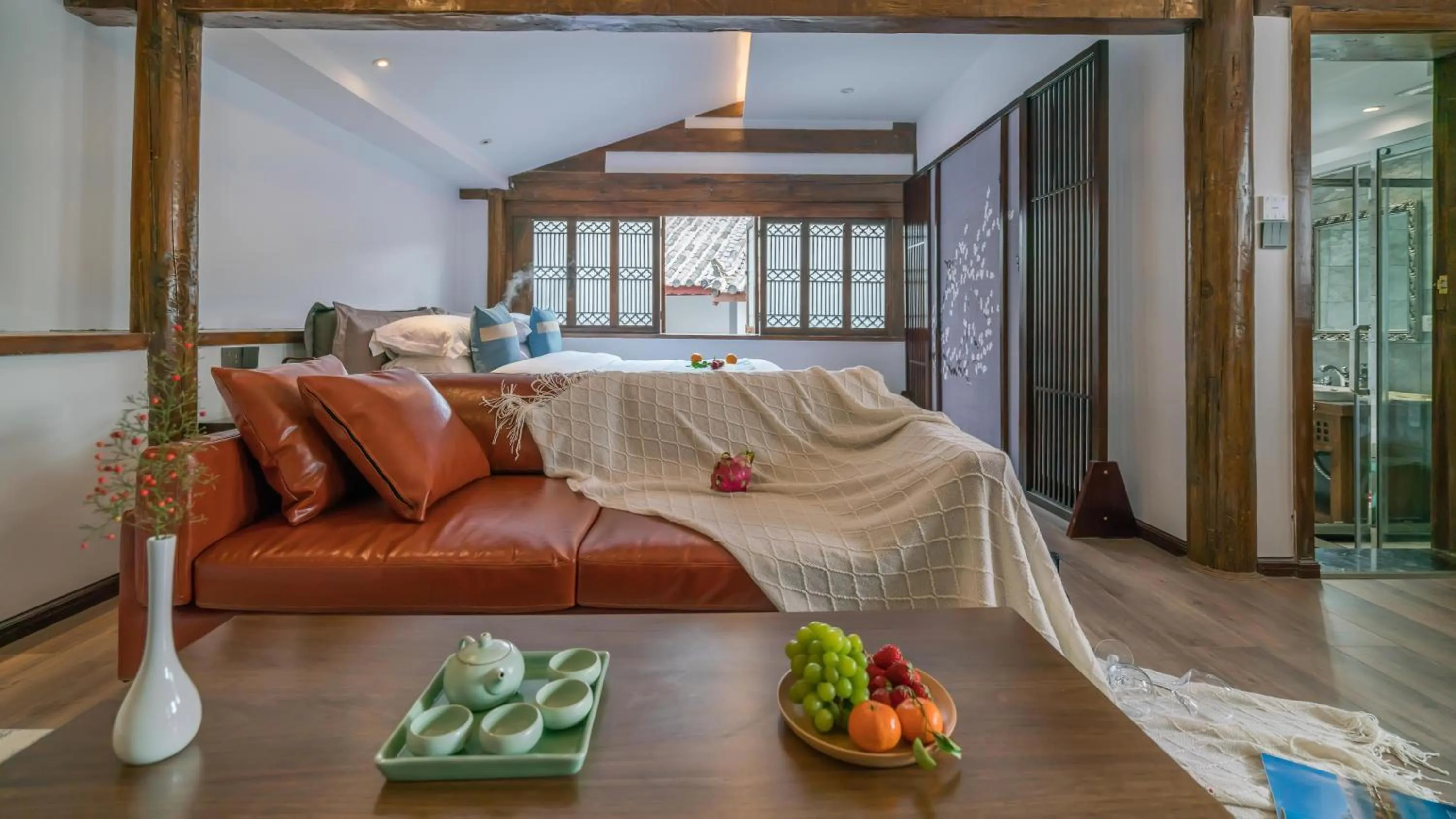 Living room in Artistic-Suite