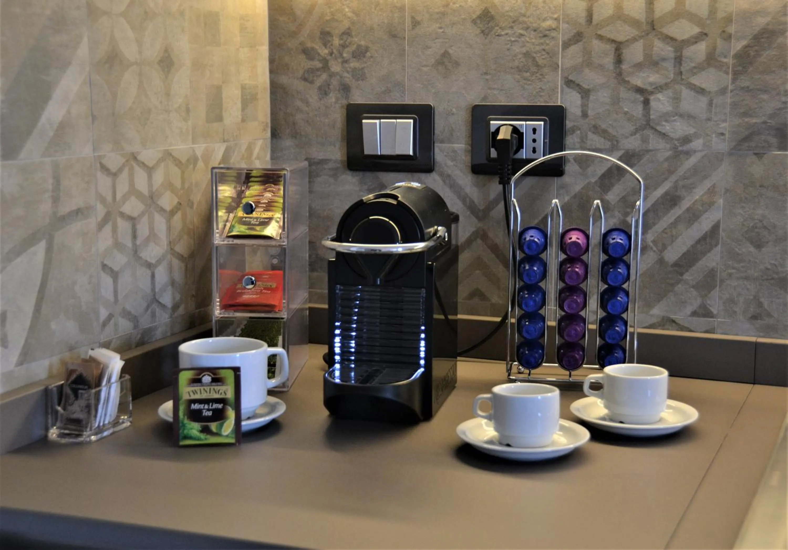 Coffee/tea facilities in Etna Sunrise b&b