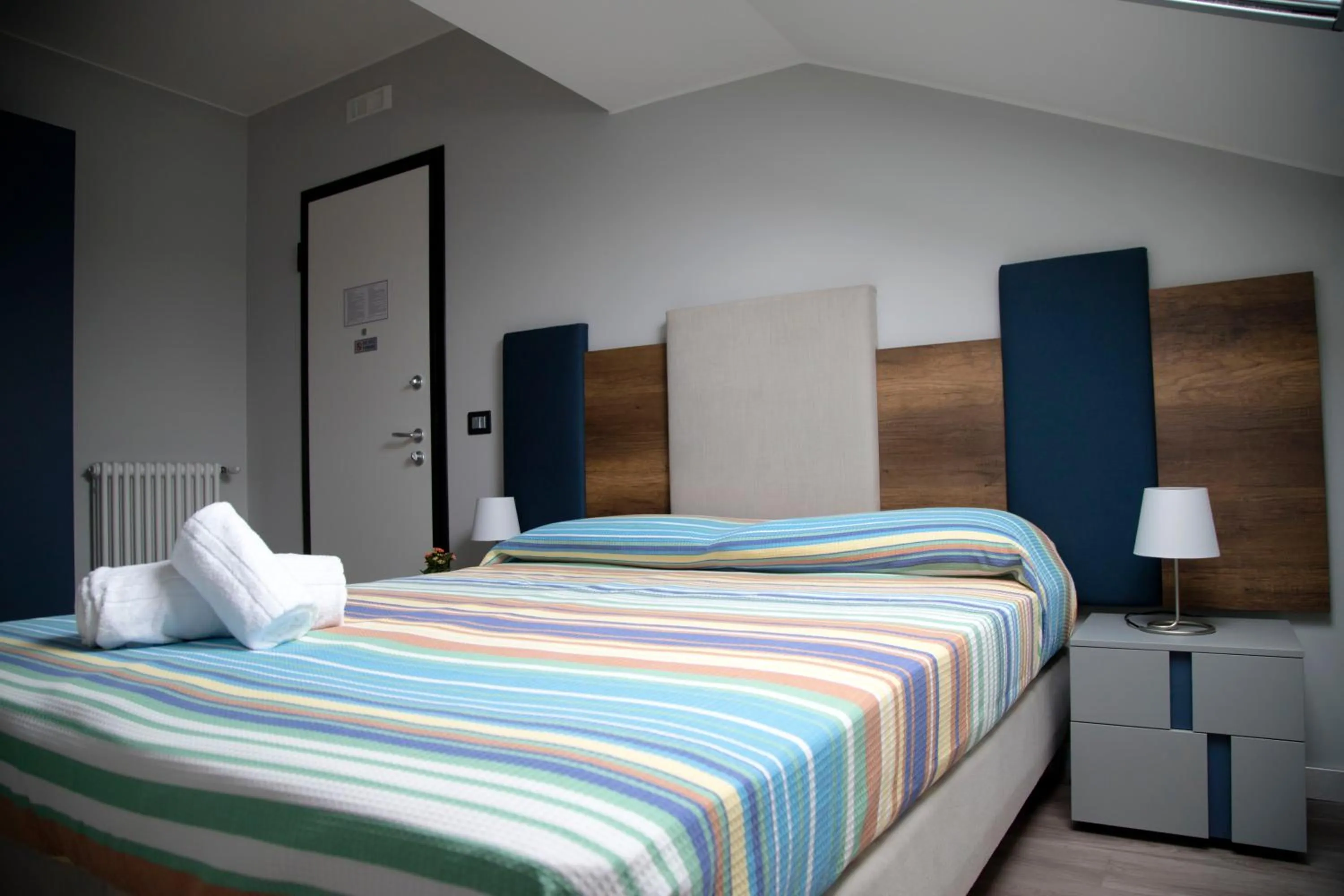 Bed in Etna Sunrise b&b