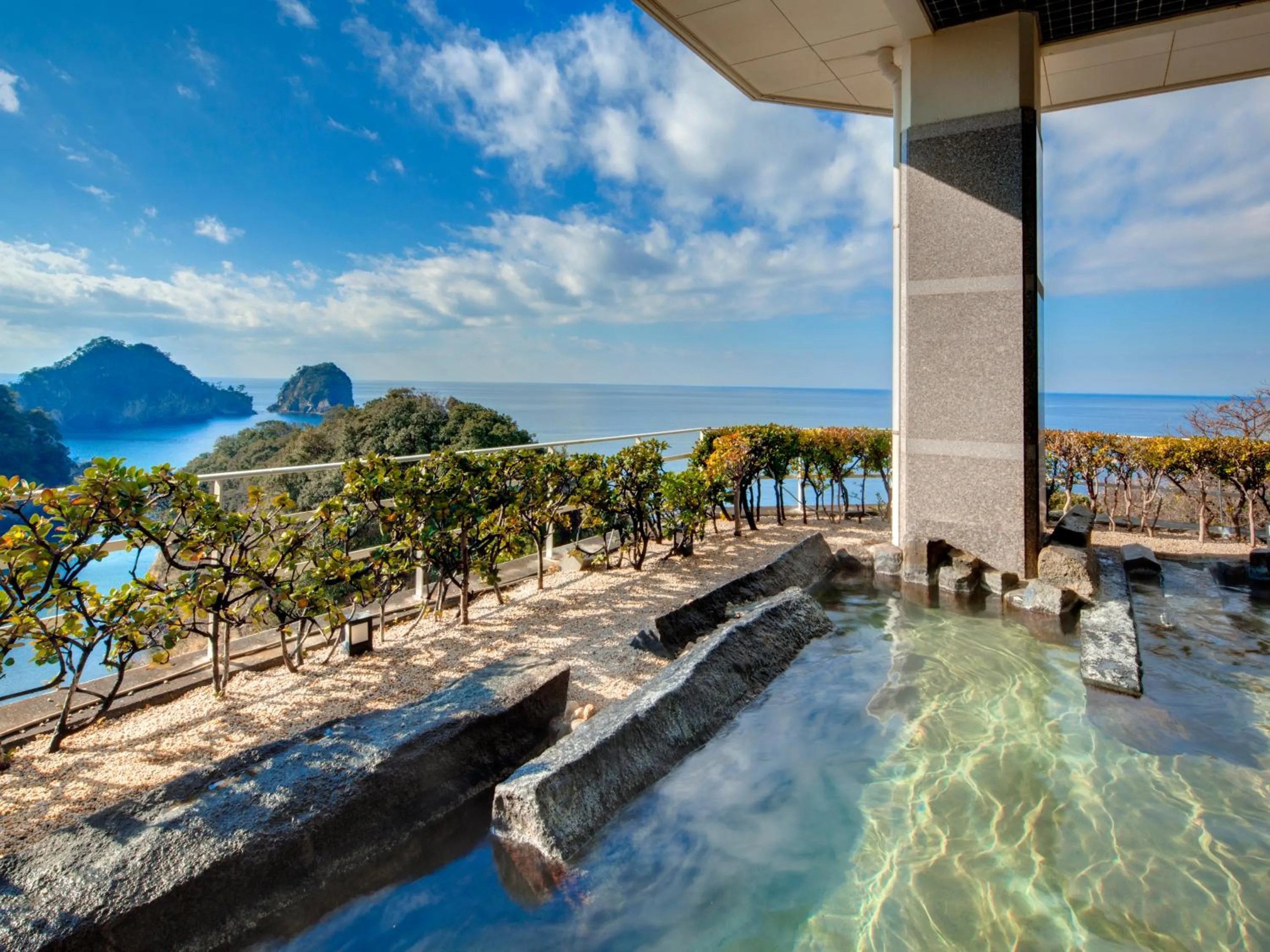 Hot Spring Bath in Dogashima New Ginsui