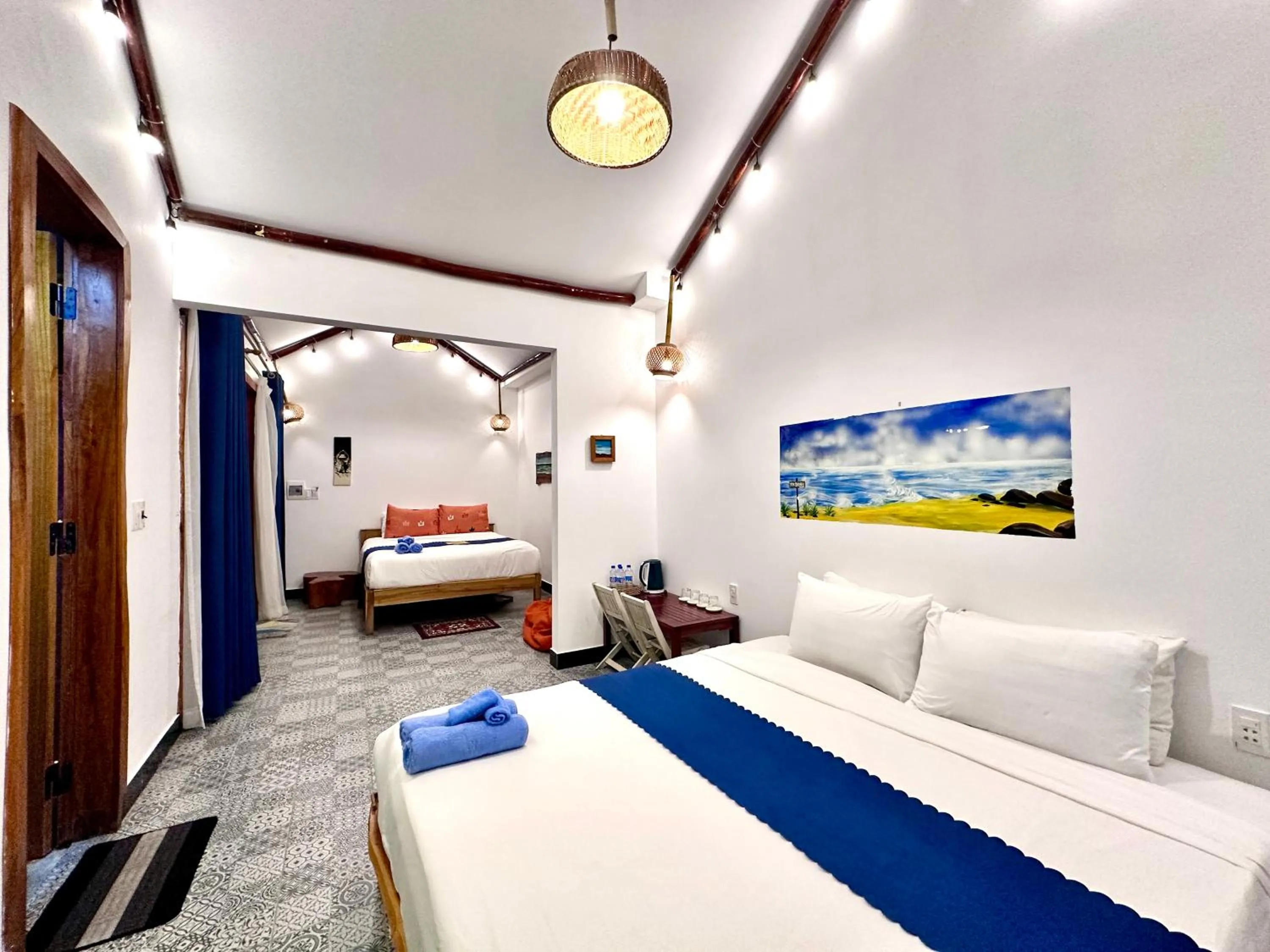 Photo of the whole room, Bed in La Belle An Bang Seaside Hideaway