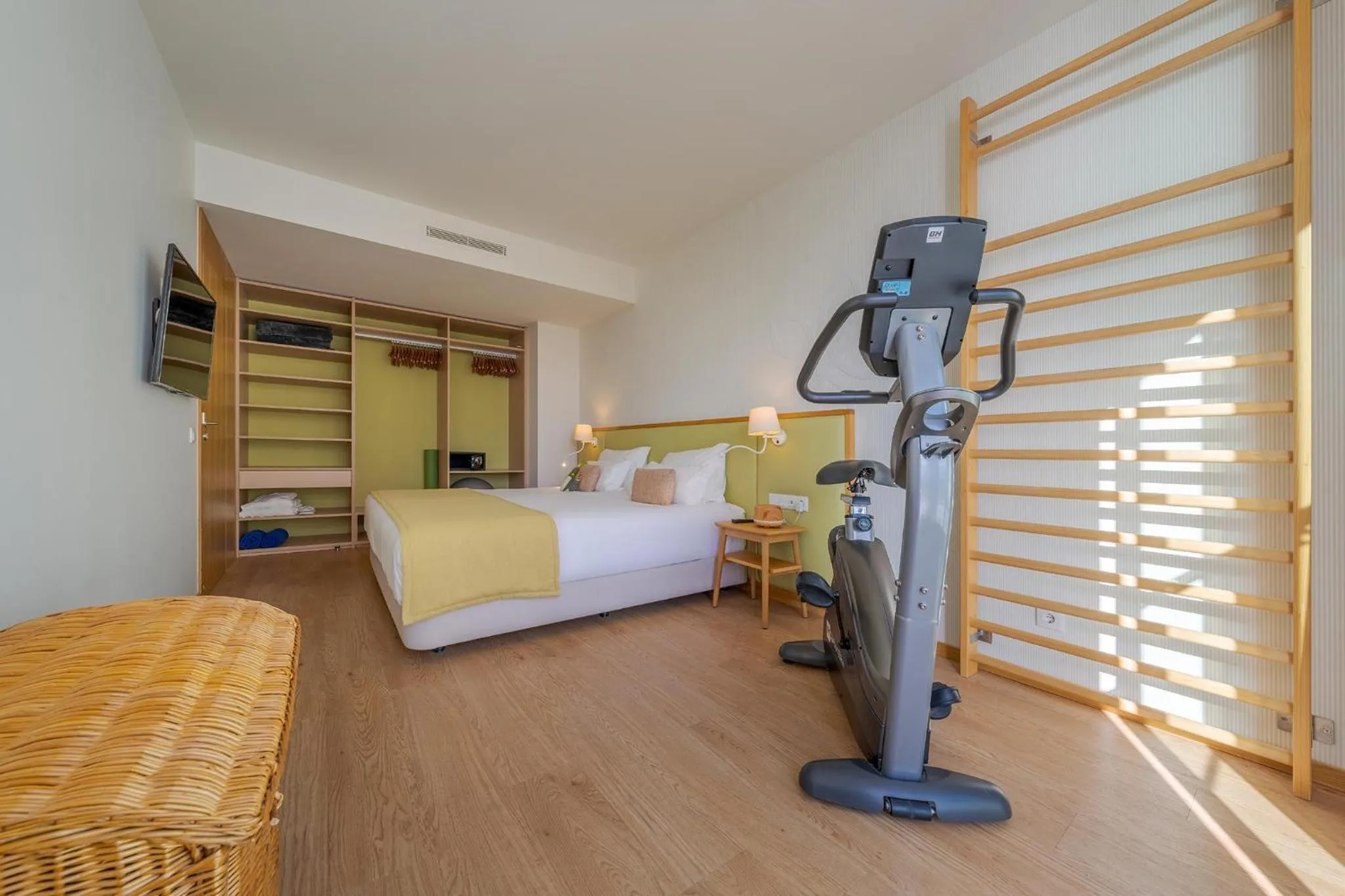 Photo of the whole room, Bed in Sentido Galomar - Adults Only