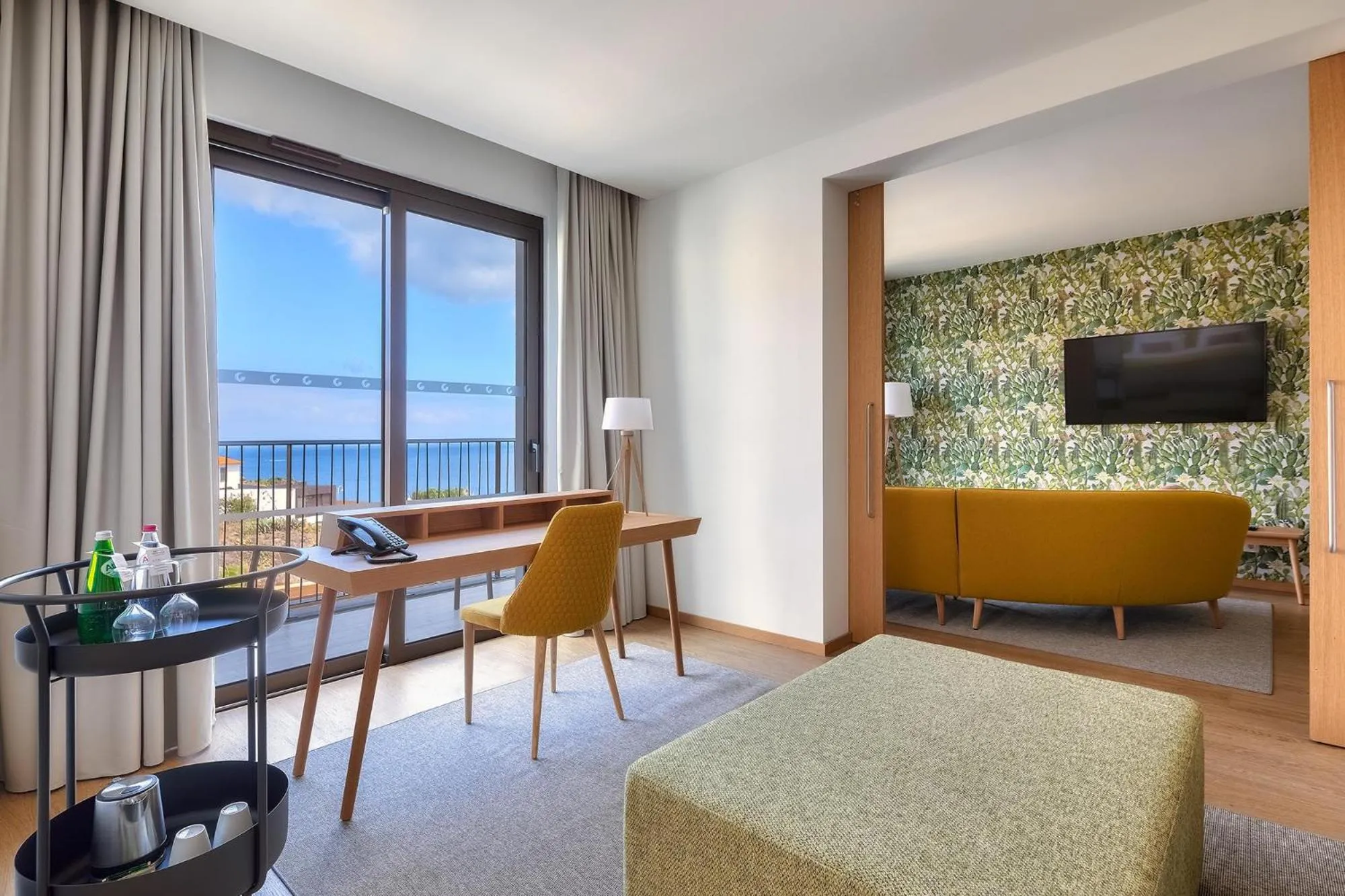 Photo of the whole room, Bed in Sentido Galomar - Adults Only