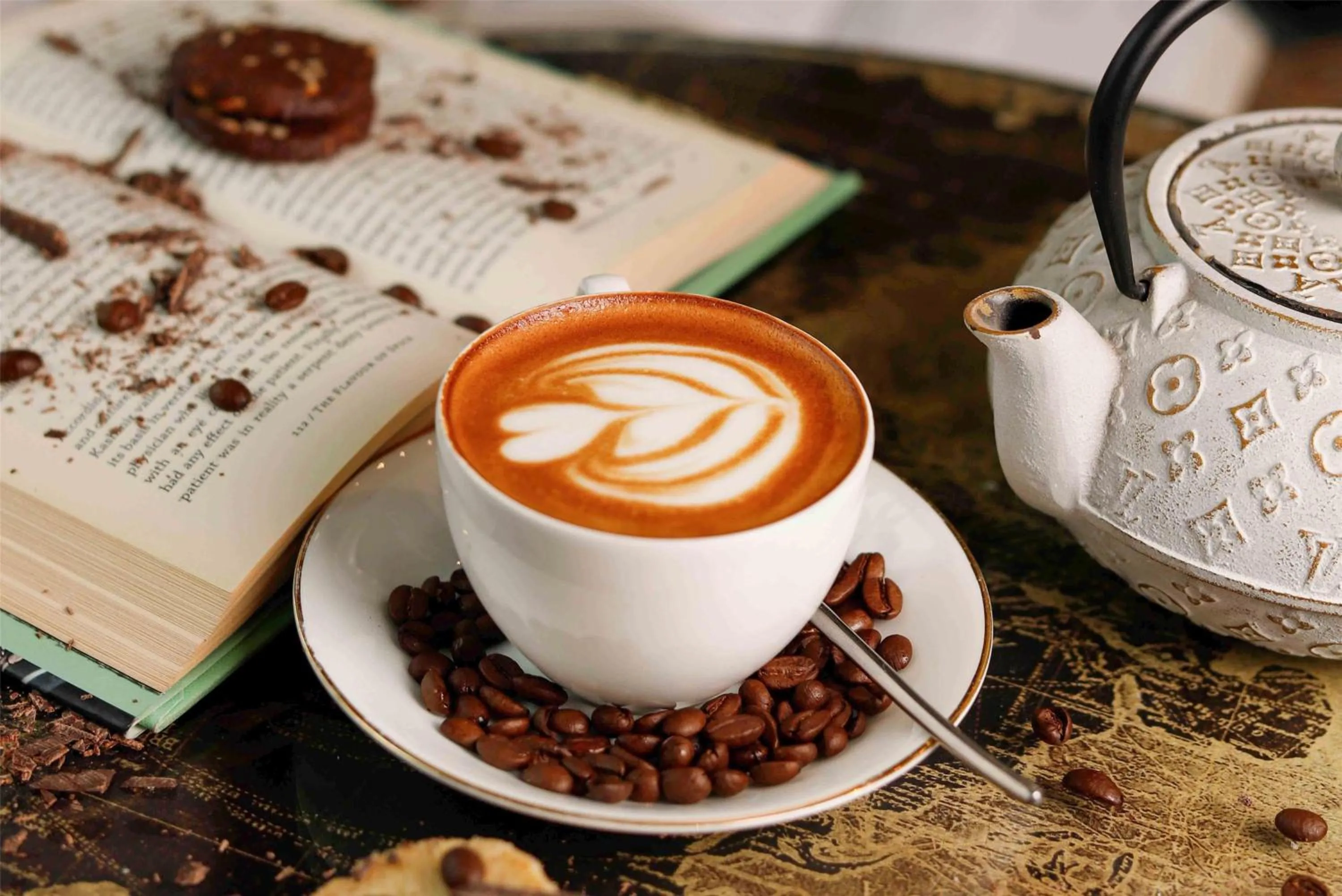 Food and drinks in Radisson Blu MBD Hotel Noida