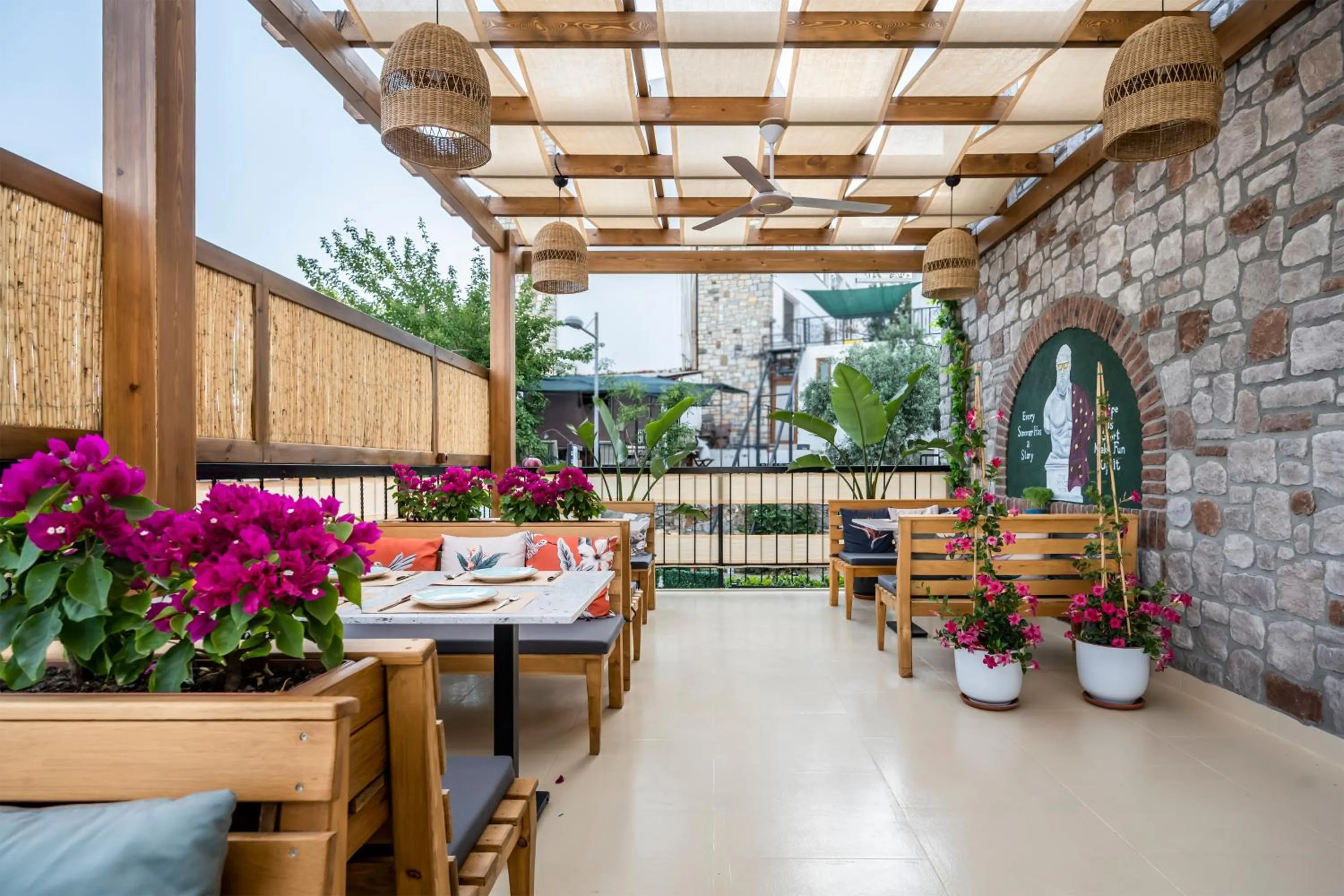 Restaurant/places to eat in The Poyz Hotel Bodrum