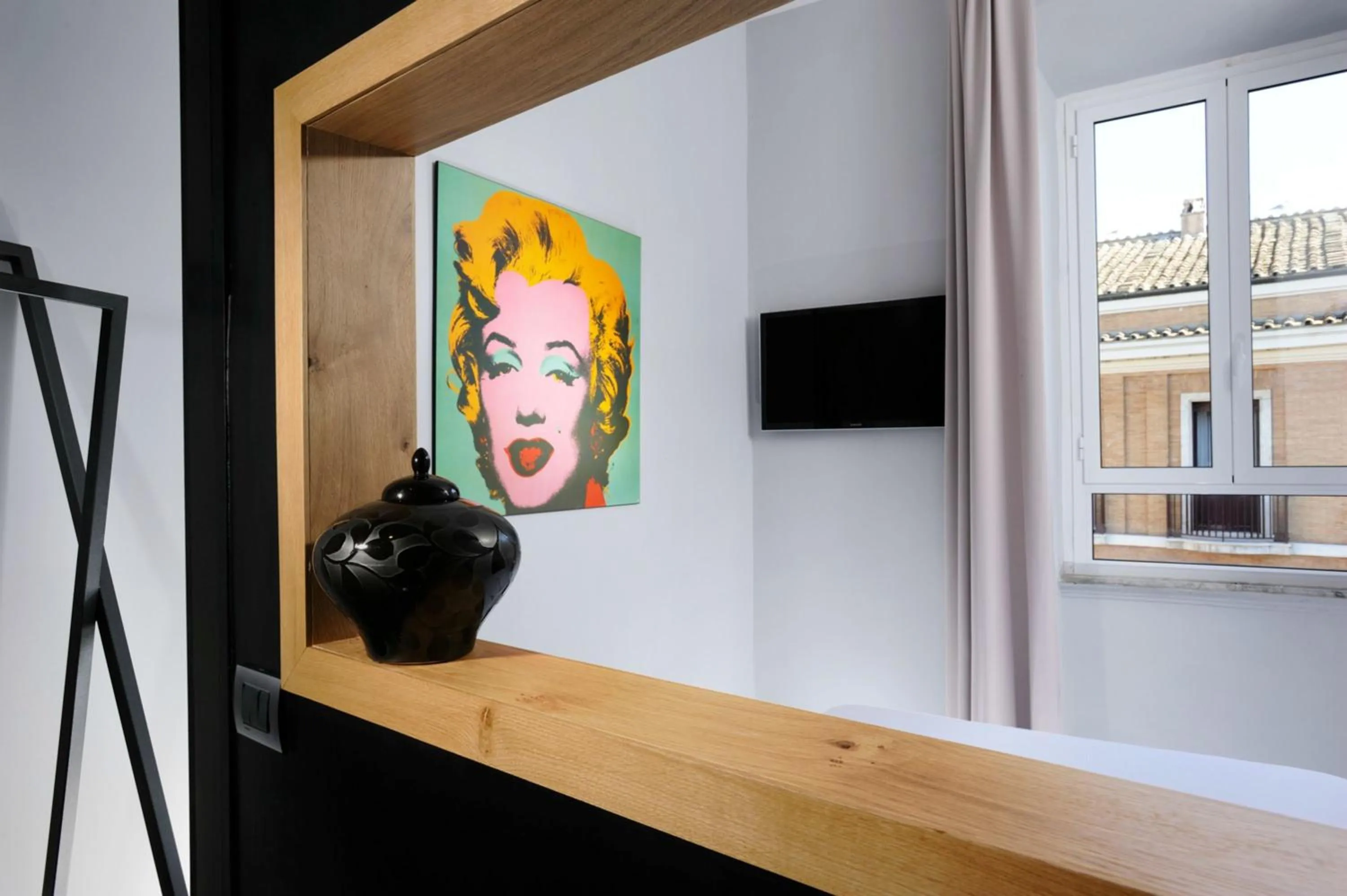 TV and multimedia in Suite Art Navona