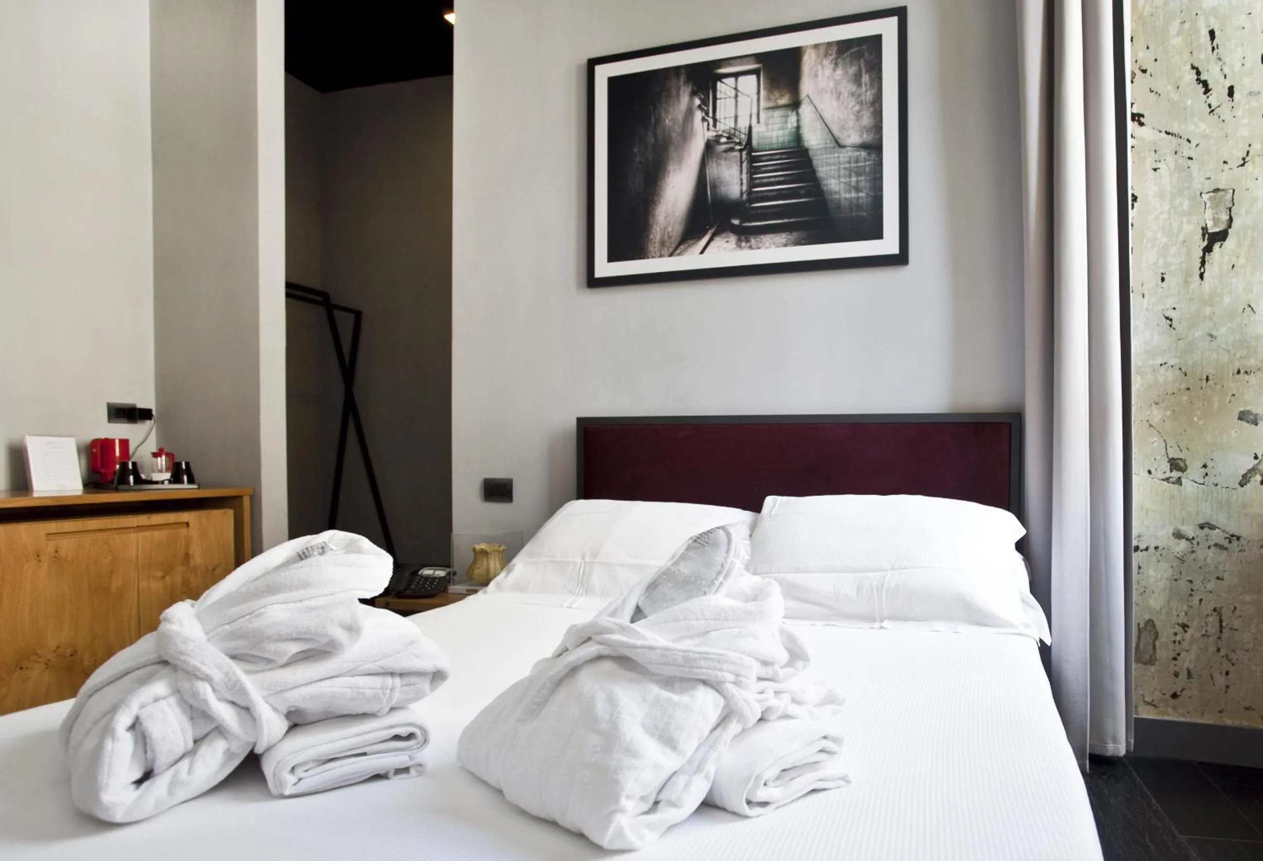 Bed in Suite Art Navona