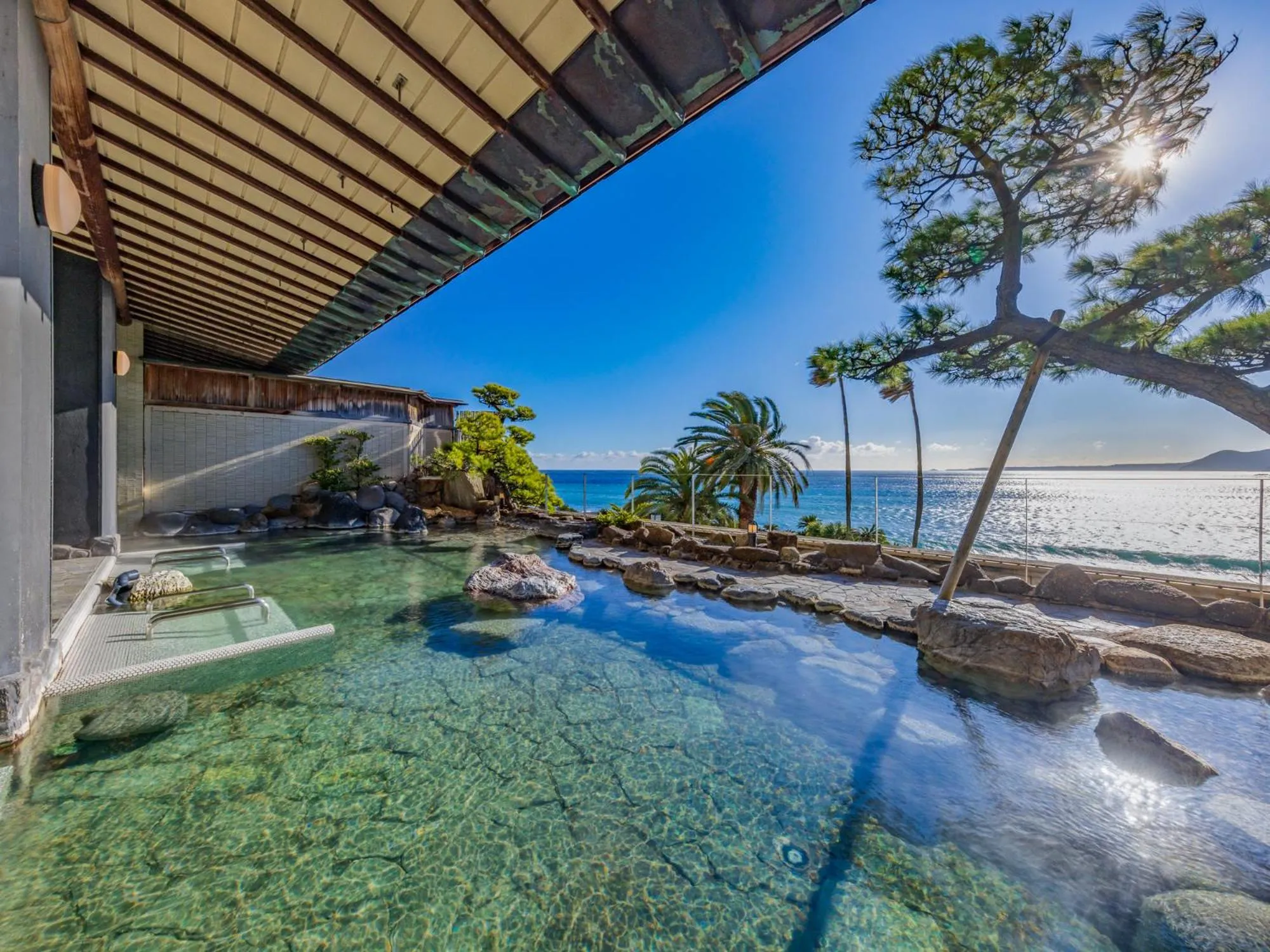Open Air Bath in Inatori Ginsuiso