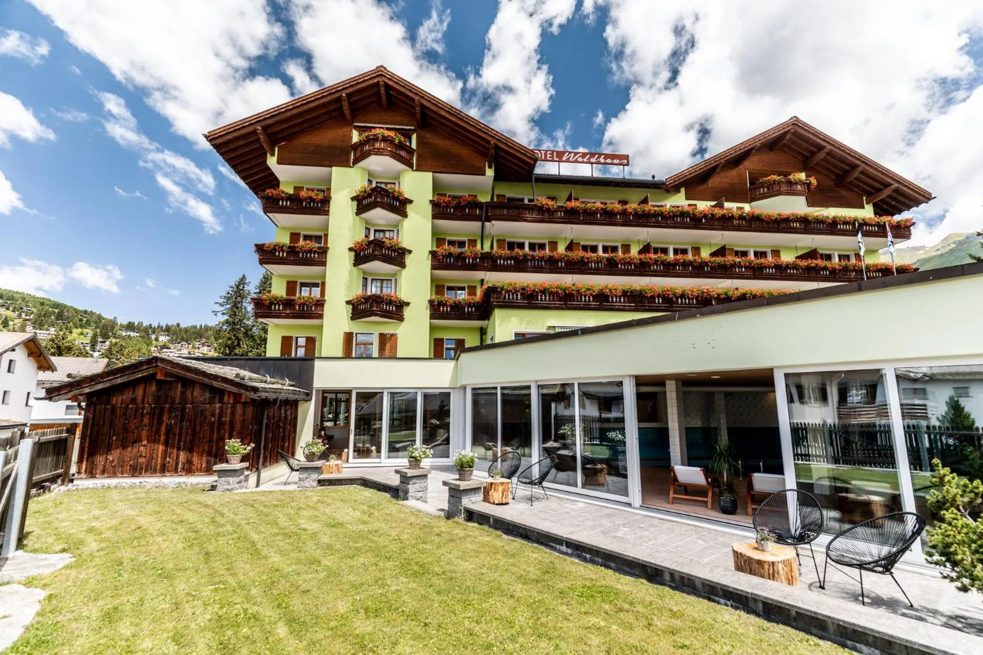 Summer in Hotel Waldhaus am See