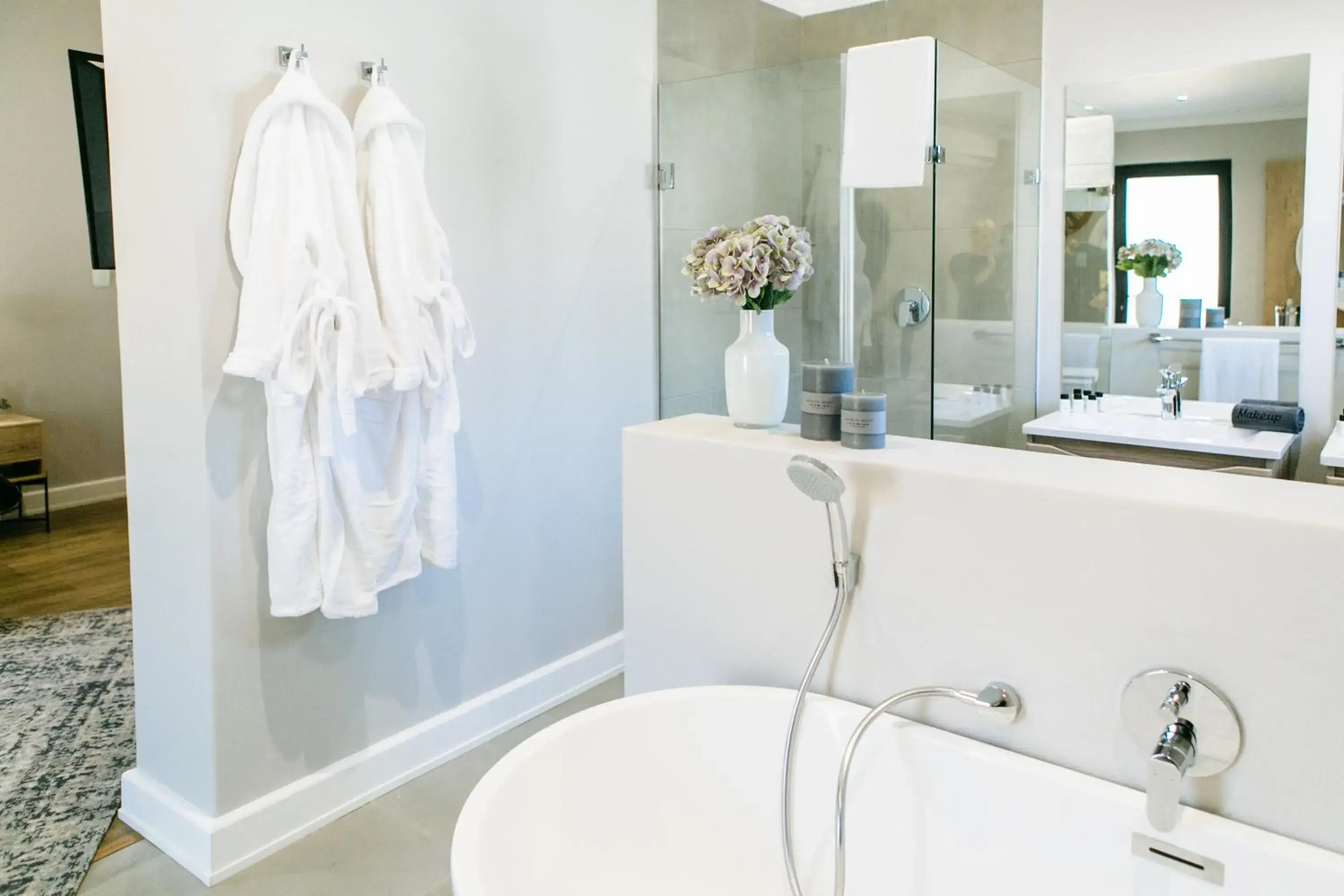 Double Room - single occupancy in 30 on Whites Guesthouse Double Room - single occupancy in 30 on Whites Guesthouse