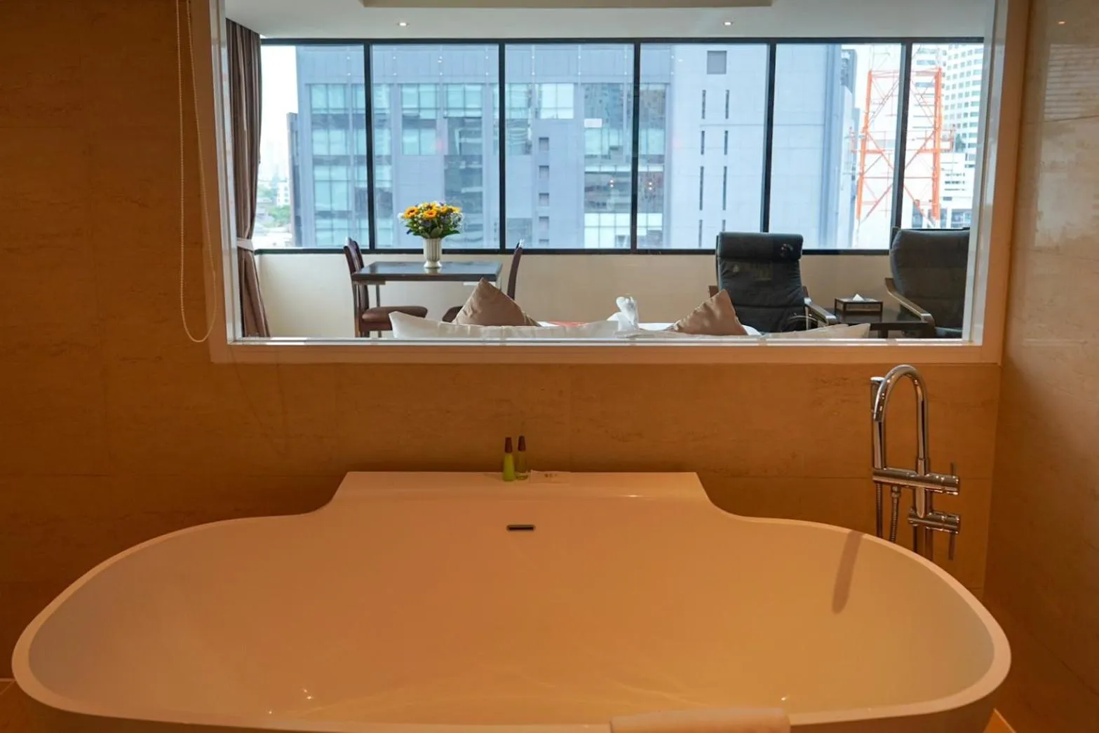 Bathroom in Hotel Mermaid Bangkok