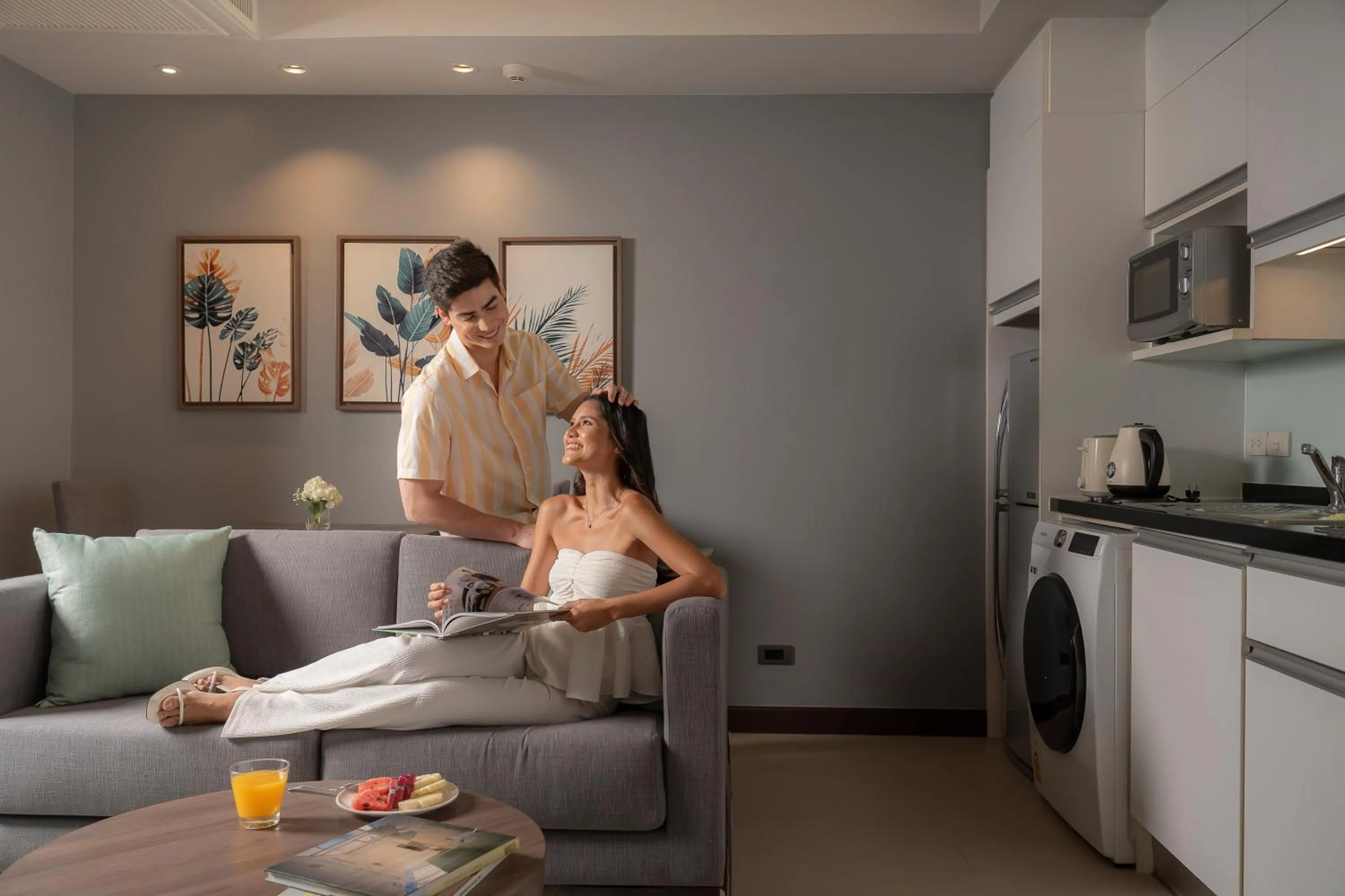 Living room in Hotel Mermaid Bangkok