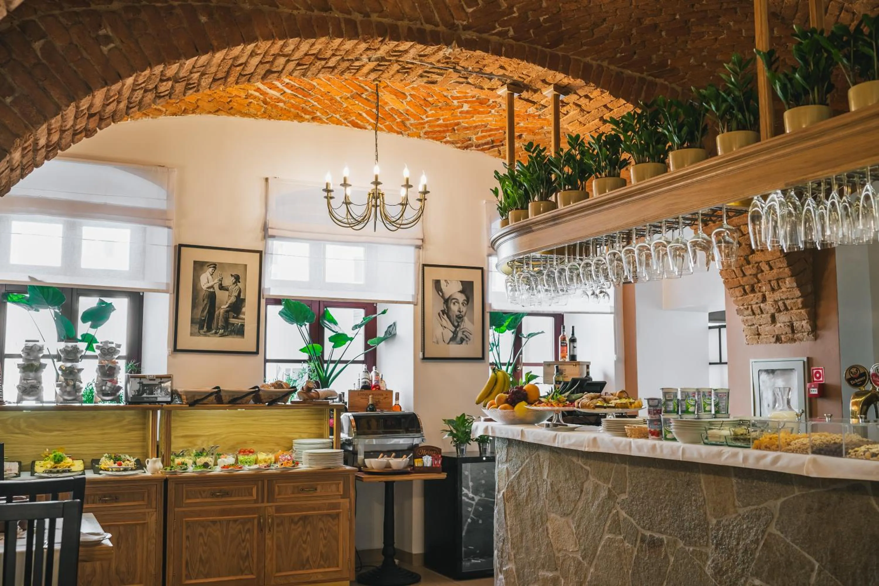 Food and drinks in Hotel & Apartments Ventus Rosa