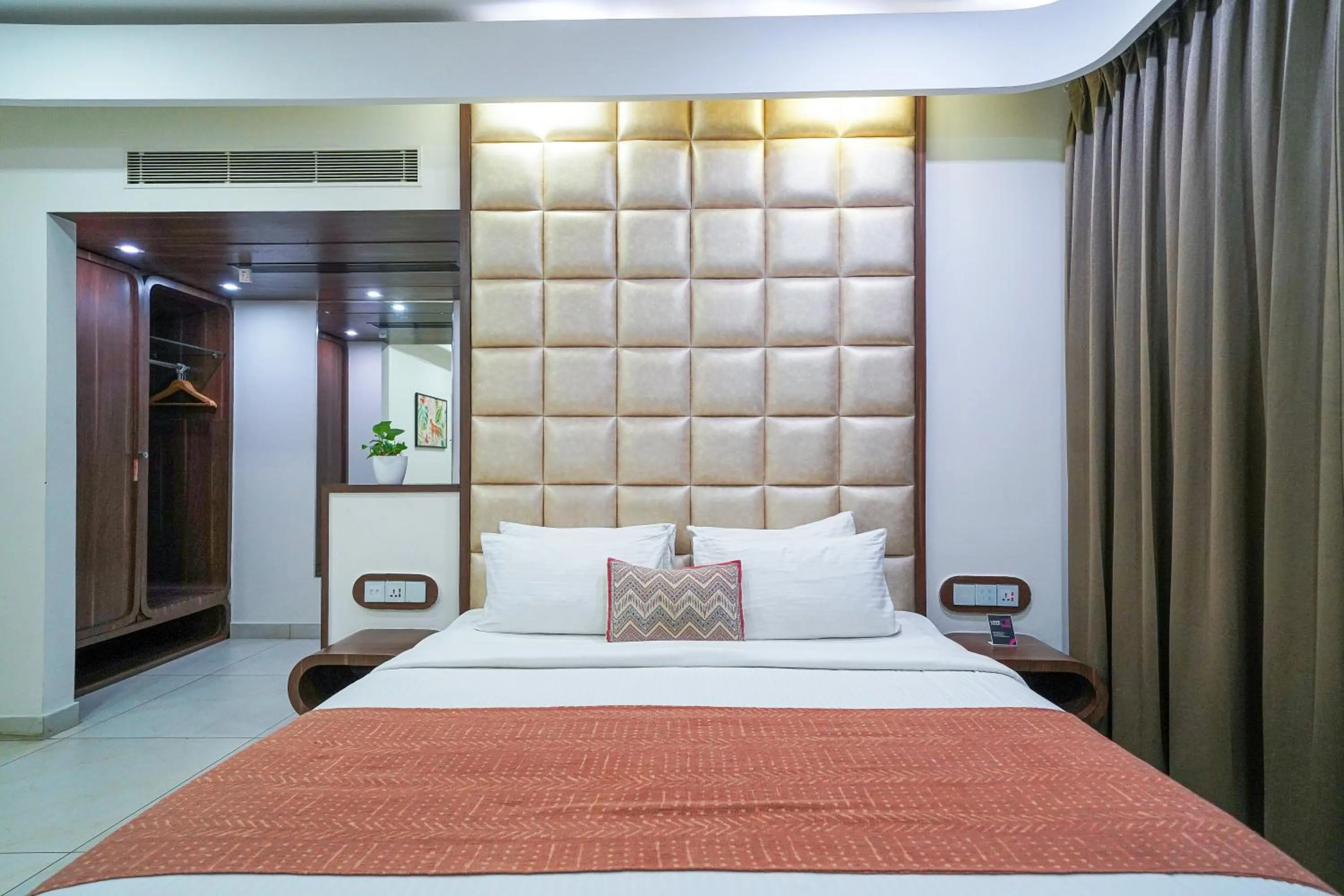 Bed in Olive Zip Btm Layout by Embassy Group