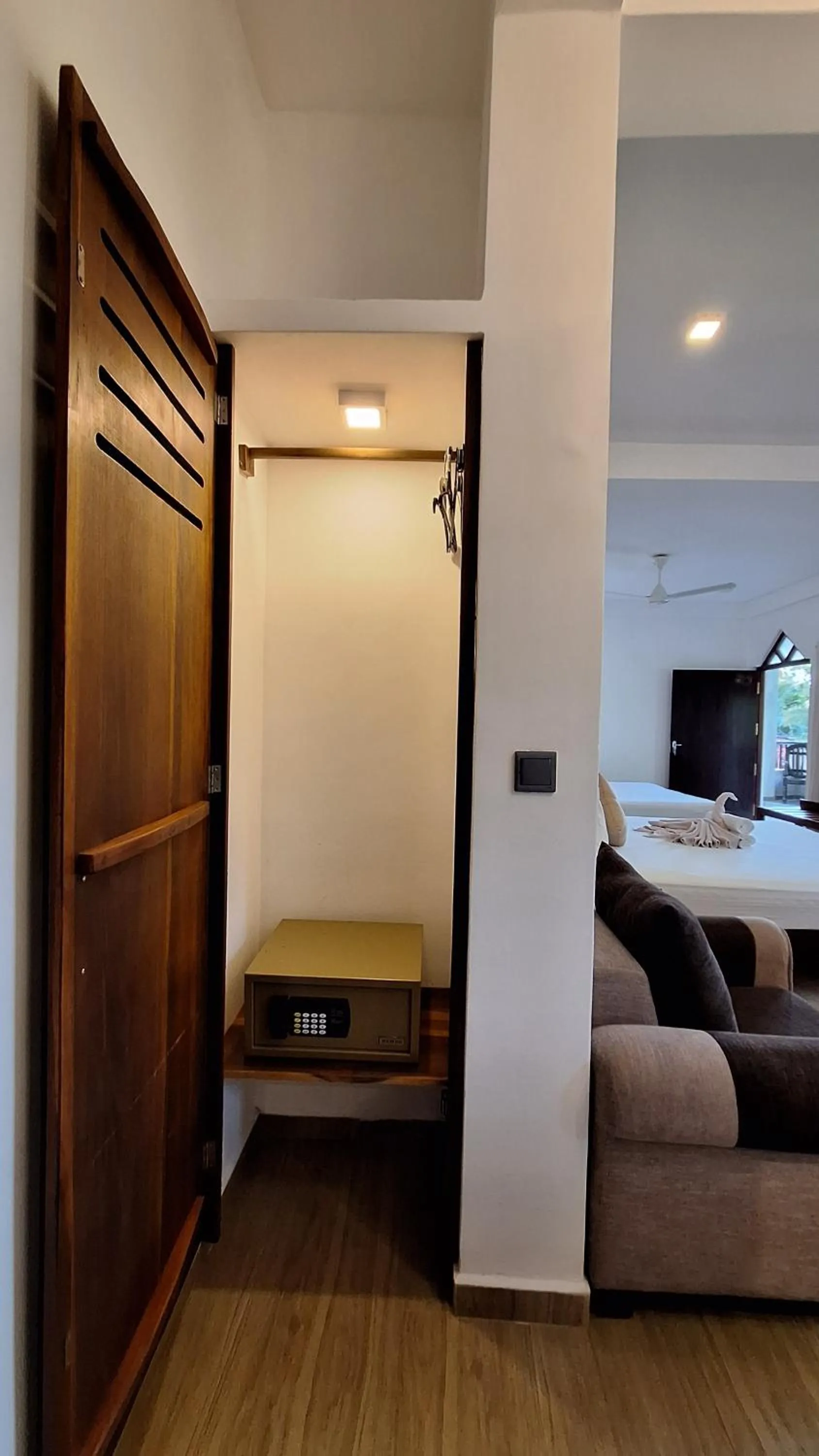 safe, Bed in Villa Goodwill Paradise