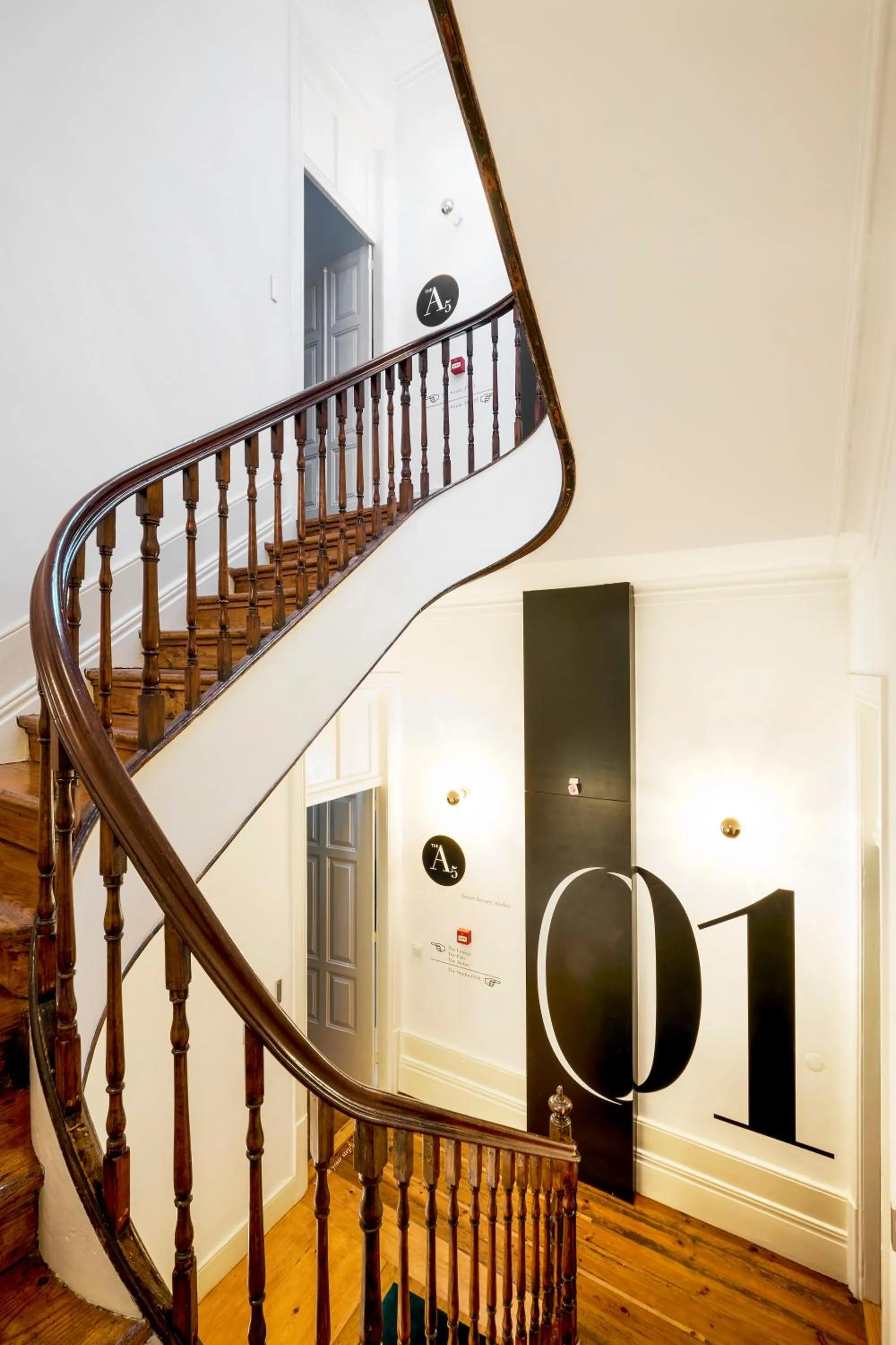Area and facilities in The A5 Smart Luxury Studios