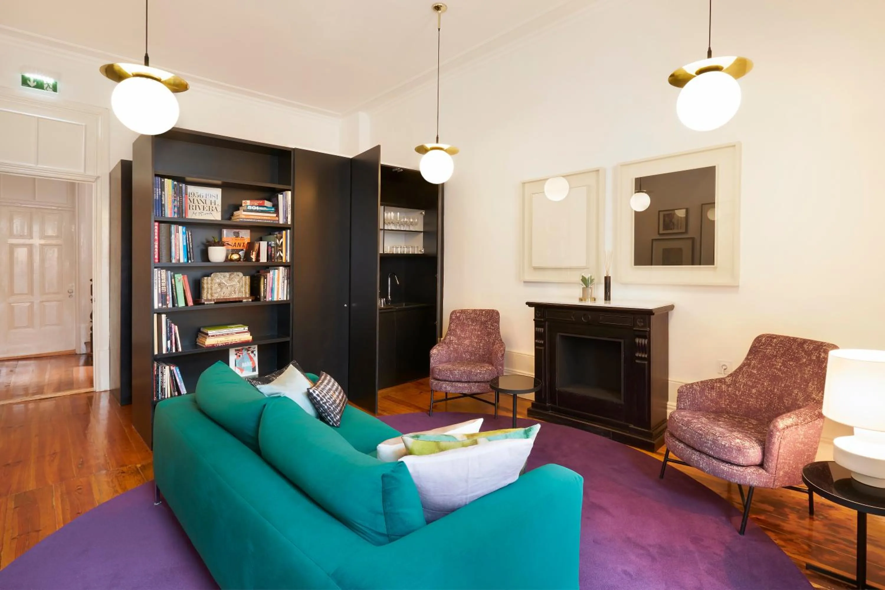 Communal lounge/ TV room in The A5 Smart Luxury Studios