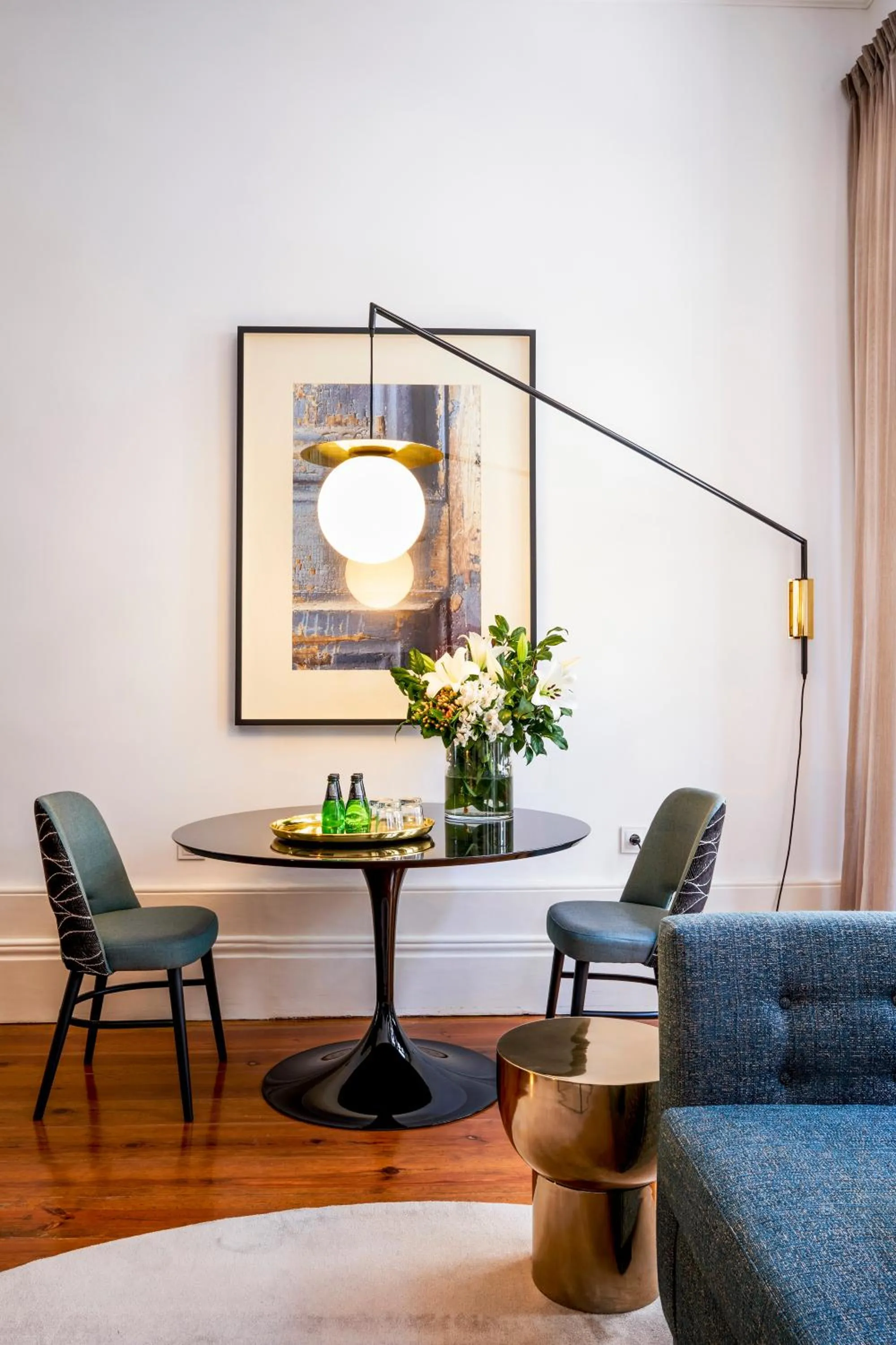 Dining area in The A5 Smart Luxury Studios