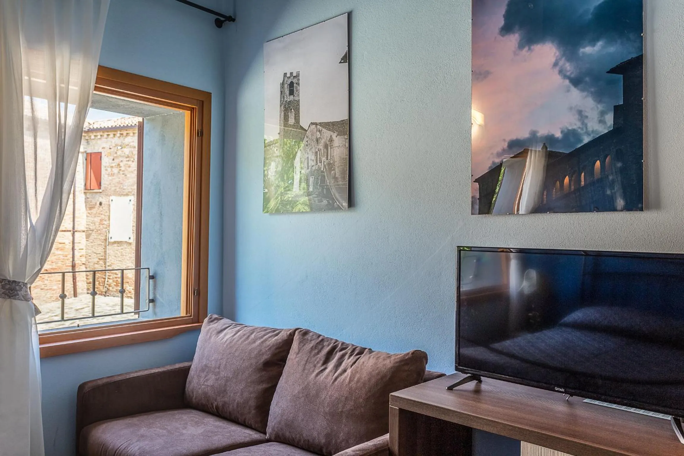 Photo of the whole room in Malatesta Antica Dimora