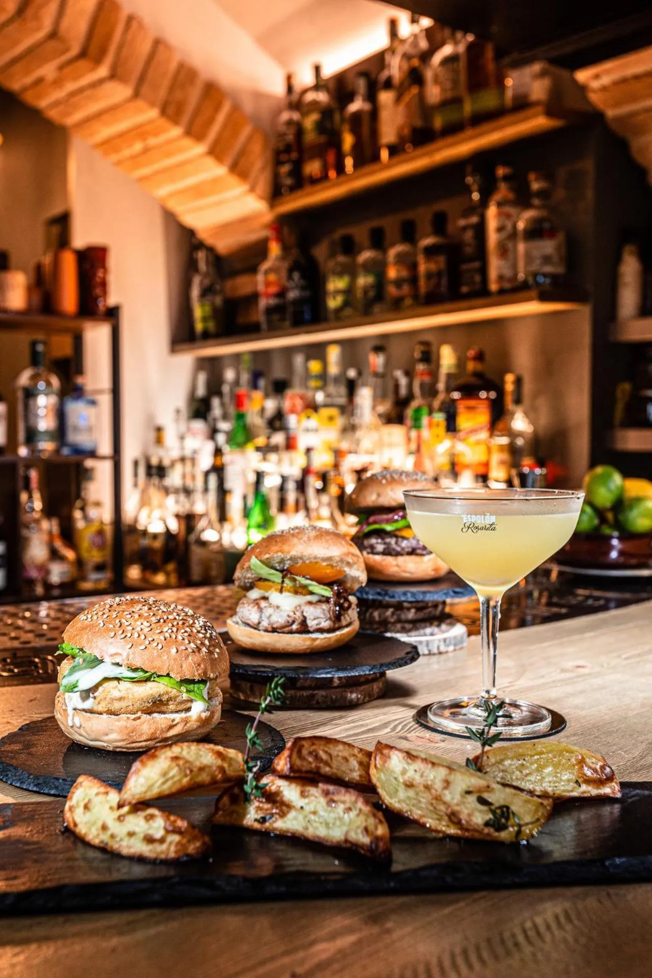 Lounge or bar in Malatesta Antica Dimora