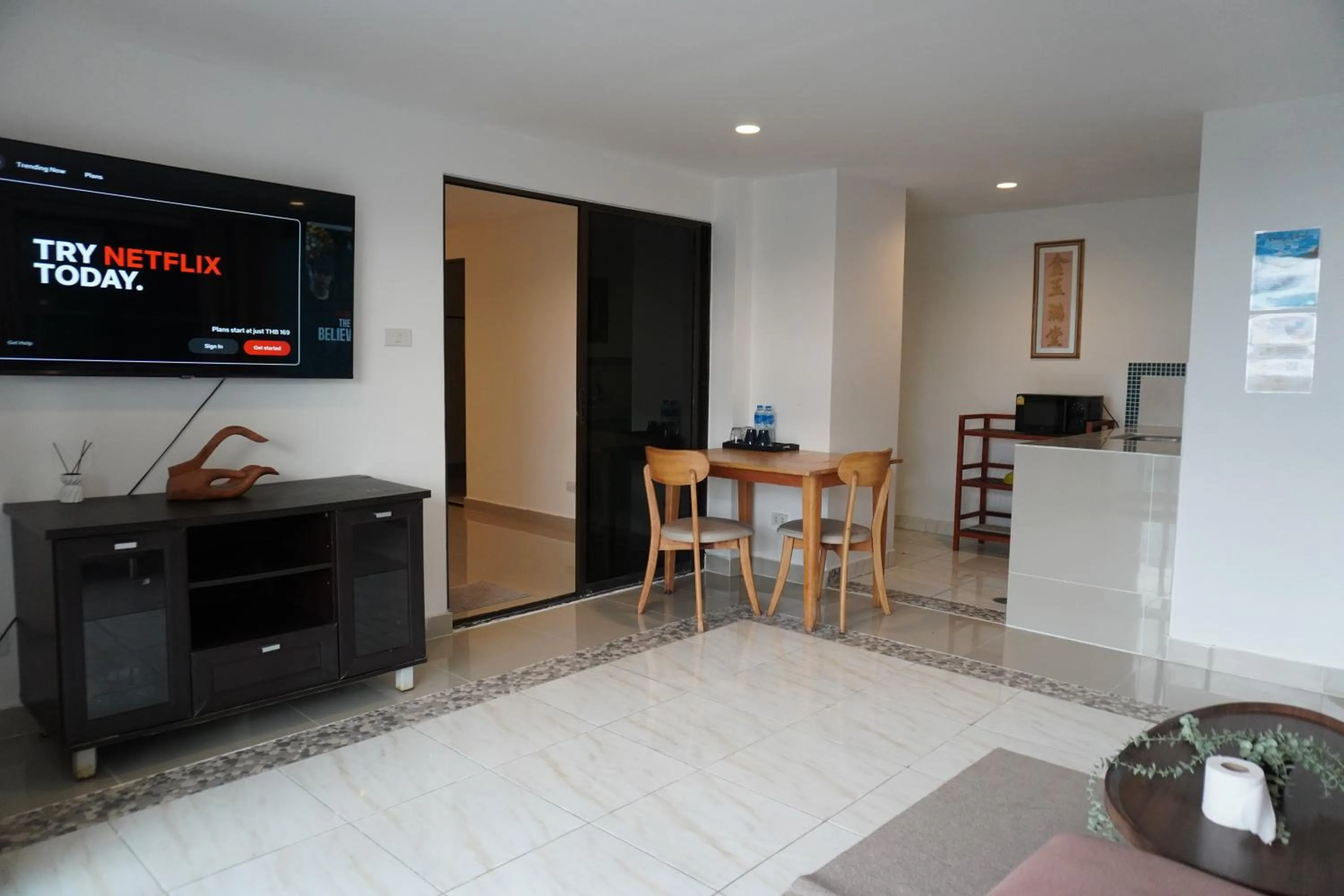 Kitchen or kitchenette in Residy Retreat x Baan Suan Villa