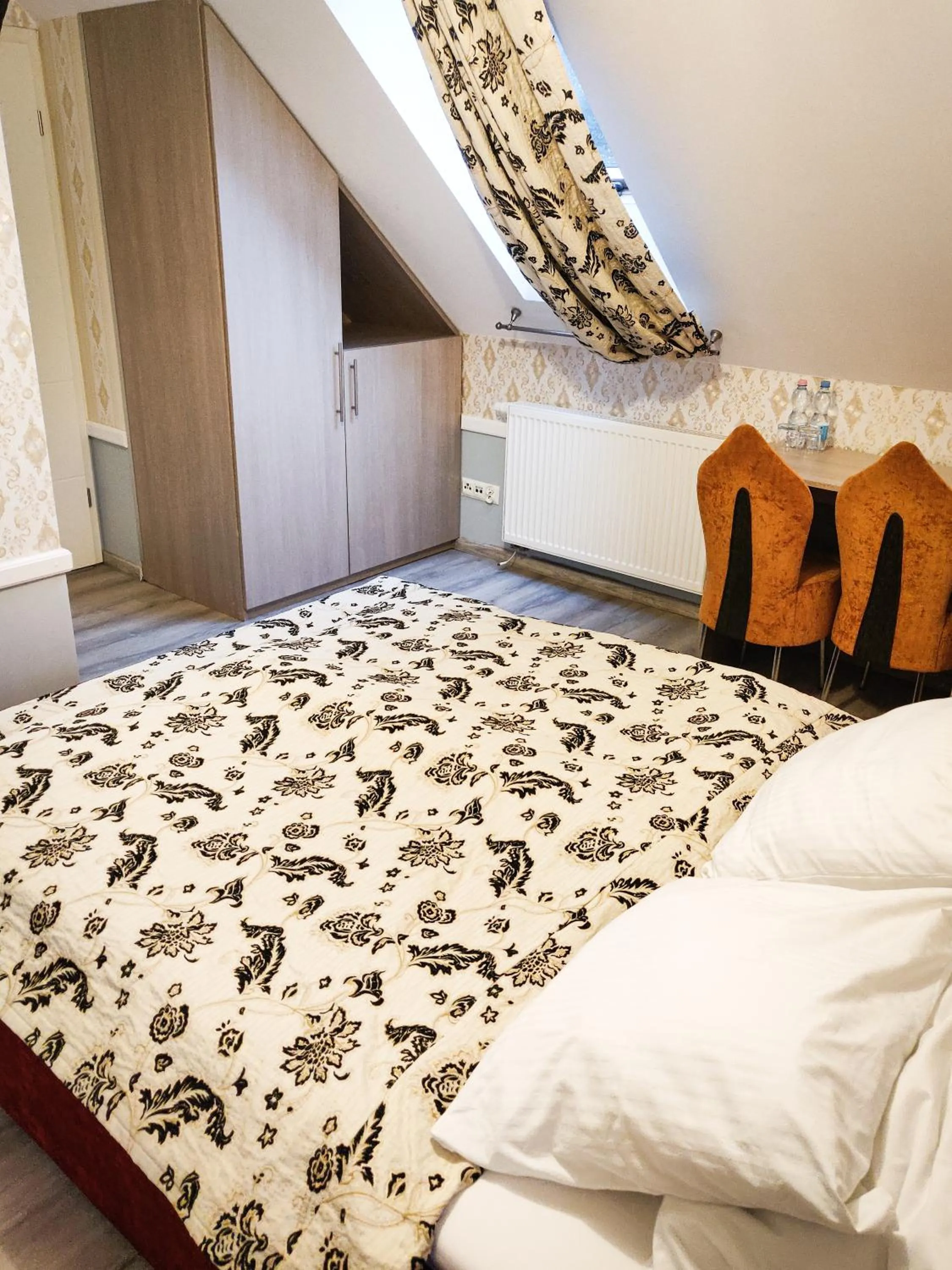 Bed in Dom Weselny Pod Kasztanem