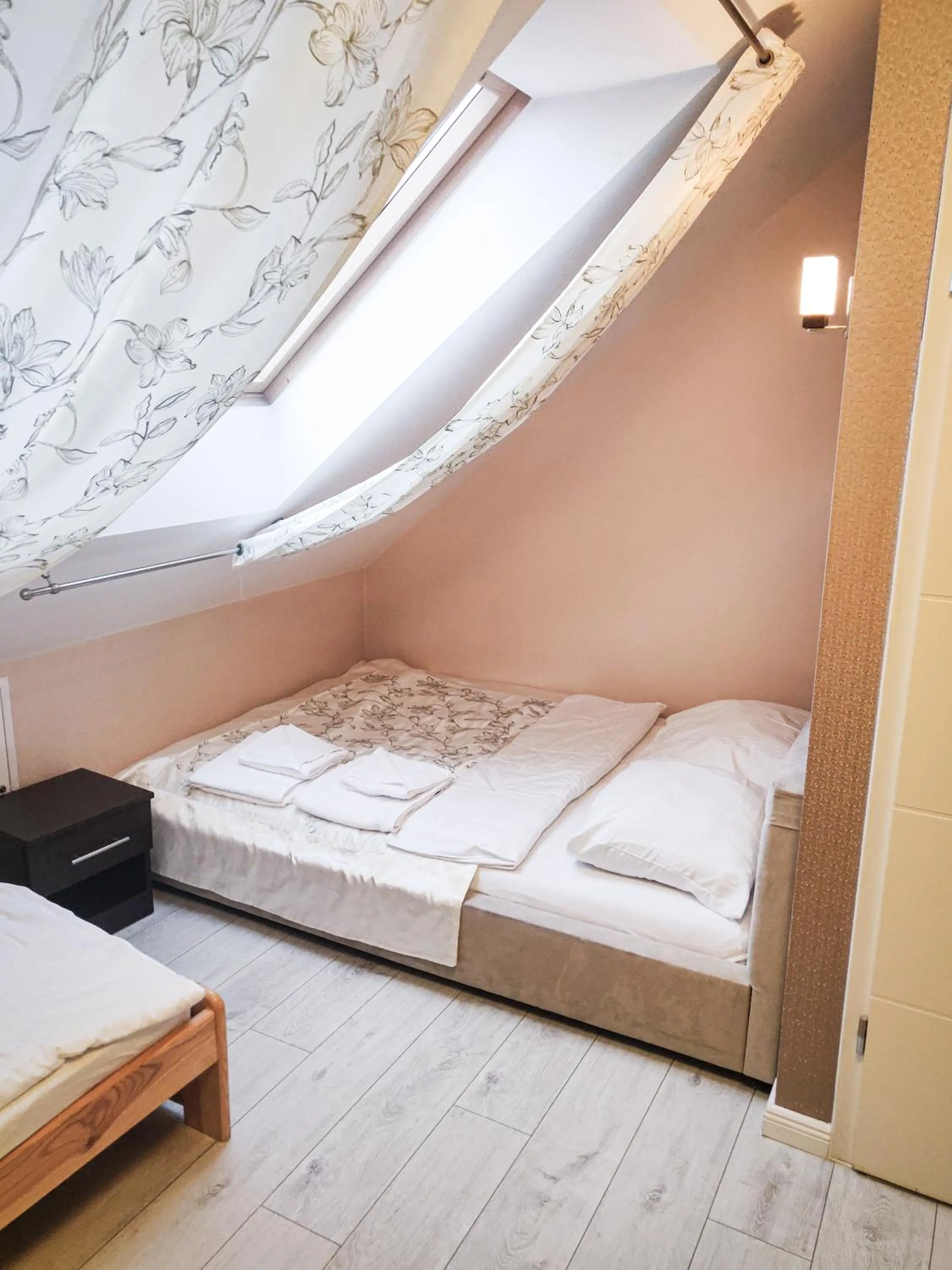 Bed in Dom Weselny Pod Kasztanem