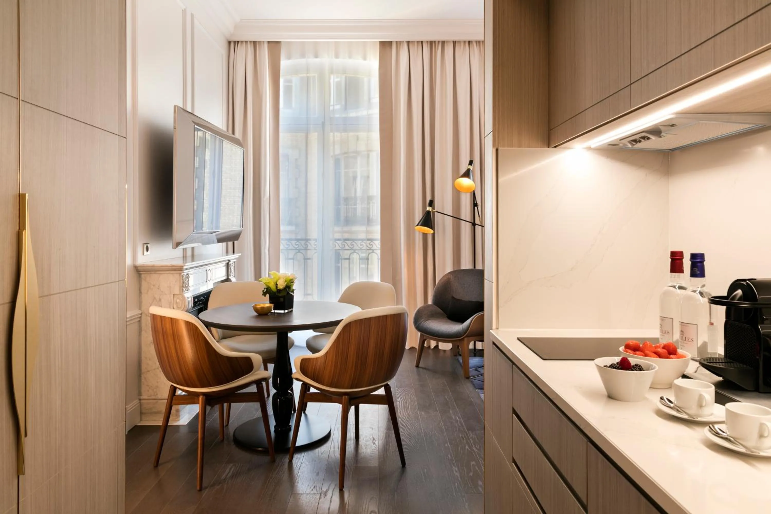 Kitchen or kitchenette in La Clef Champs-Élysées Paris by The Crest Collection